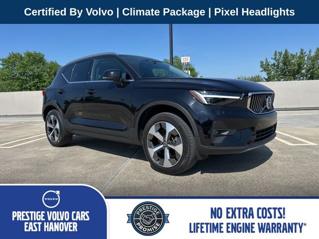 2024 Volvo XC40 B5 Plus Bright AWD's photo