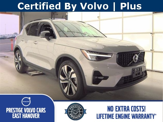 2025 Volvo XC40 Plus