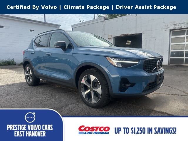 2023 Volvo XC40