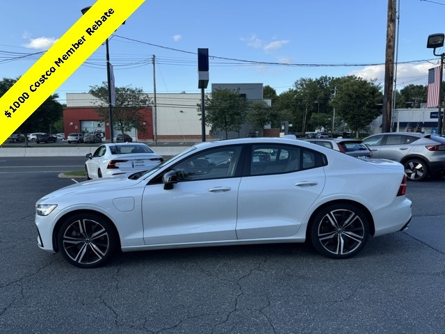 Used 2022 Volvo S60 R-Design Expression with VIN 7JRBR0FZ9NG179093 for sale in East Hanover, NJ