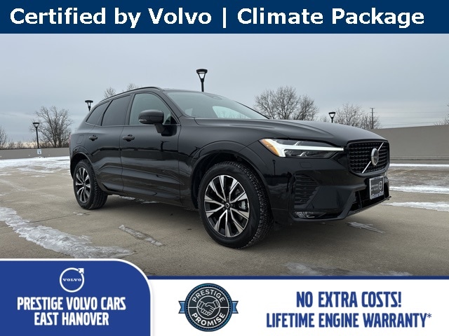 2025 Volvo XC60 Core's photo