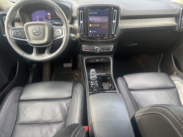2023 Volvo XC40 AWD Plus photo 4