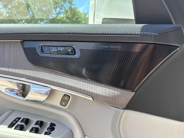 2026 Volvo XC90 Ultra - Photo 20