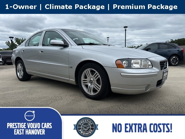 2005 Volvo S60 Sedan 