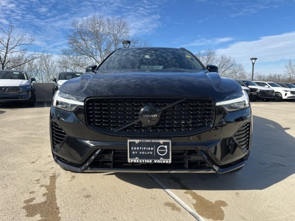 Certified 2024 Volvo XC60 plug-in hybrid T8 Ultimate Black Edition SUV