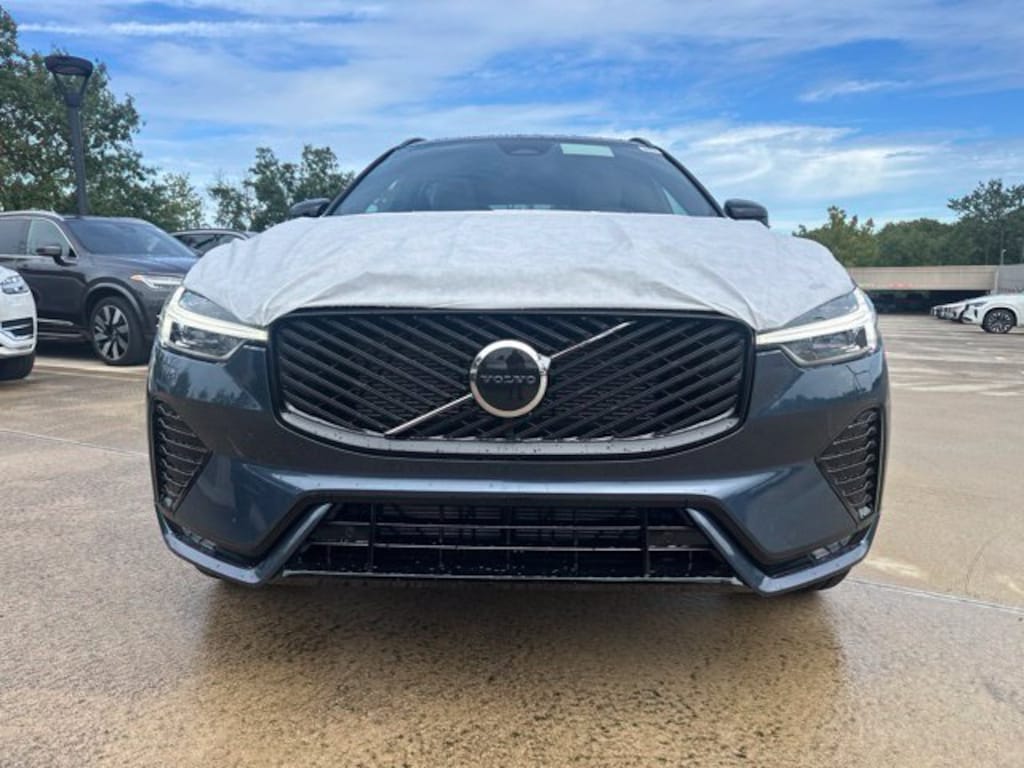 New 2027 Volvo XC60 B5 Core SUV