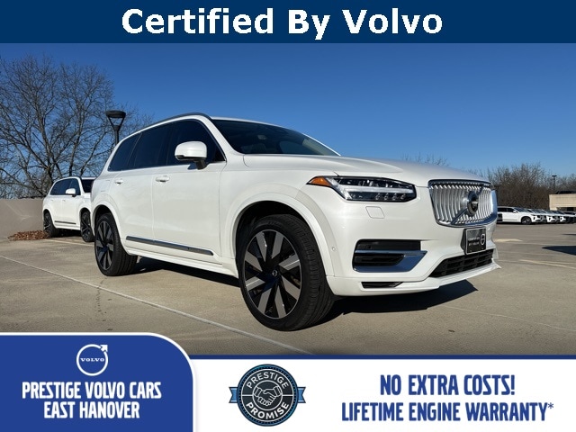 2024 Volvo XC90 Ultimate's photo