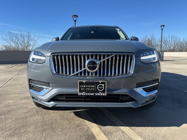 2023 Volvo XC90 AWD Plus photo 2