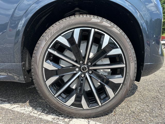 2026 Volvo XC90 Plus - Photo 10
