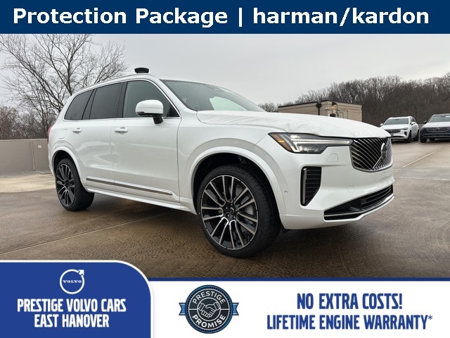 2026 Volvo XC90 Plus's photo