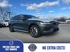 2026 Volvo V60 Cross Country B5 Ultra AWD Wagon