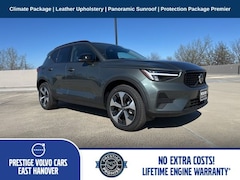 2026 Volvo XC40 B5 Core AWD SUV
