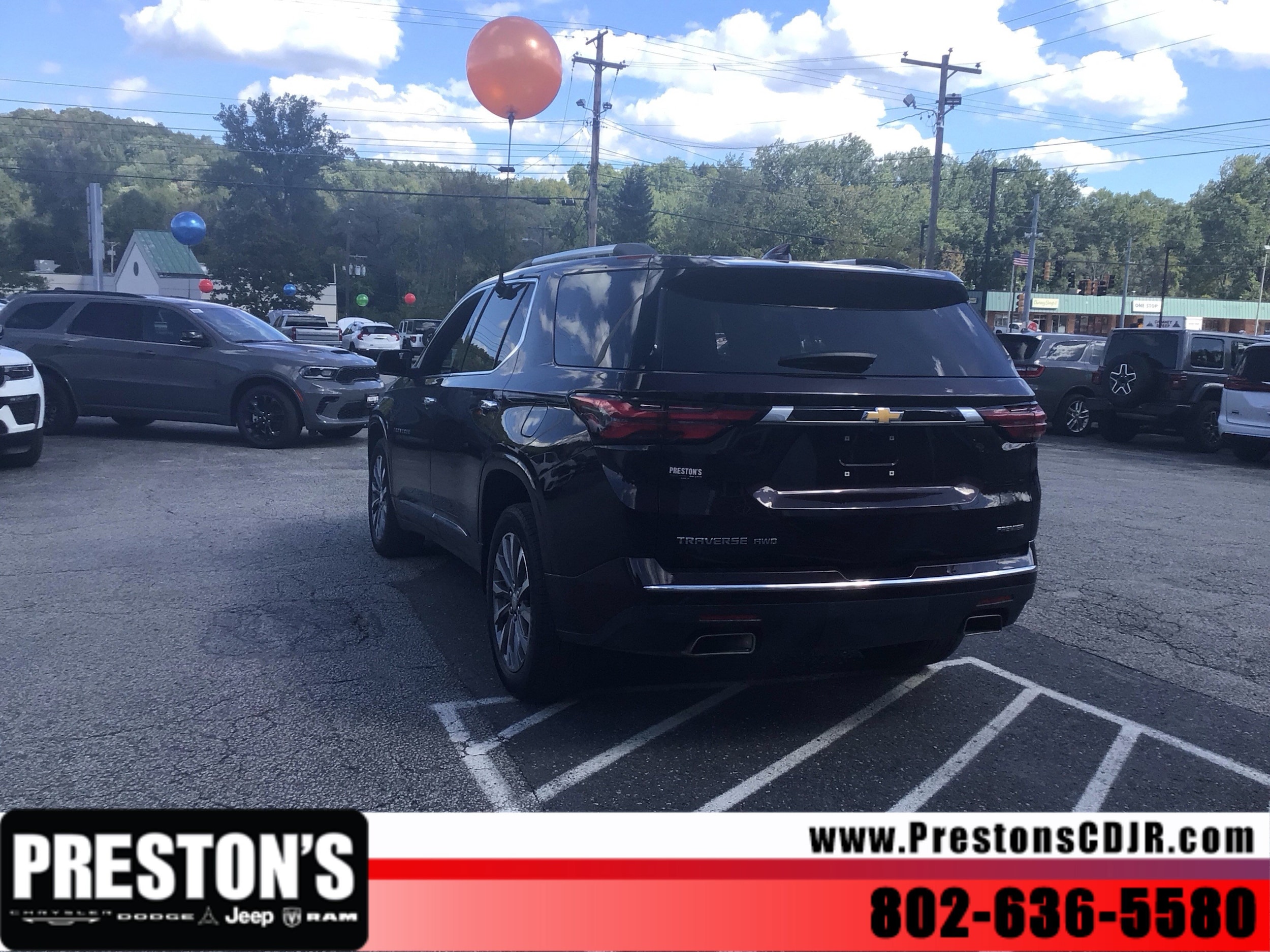 2023 Chevrolet Traverse Premier - Photo 3