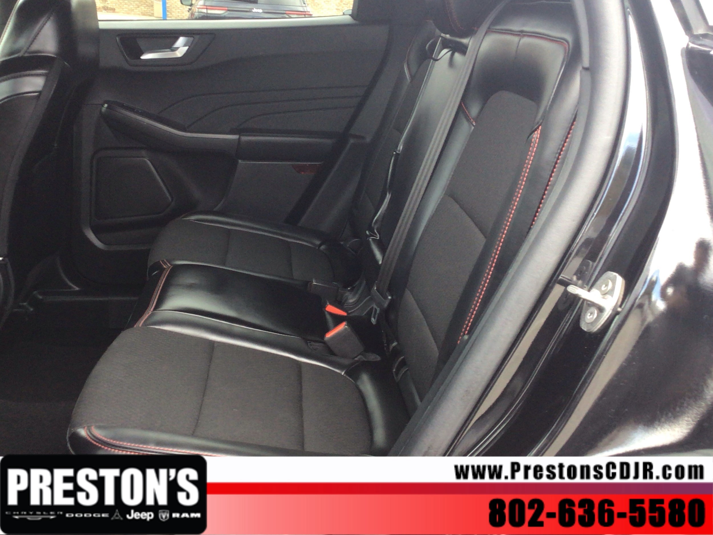 2025 Ford Escape ST-Line Select - Photo 14