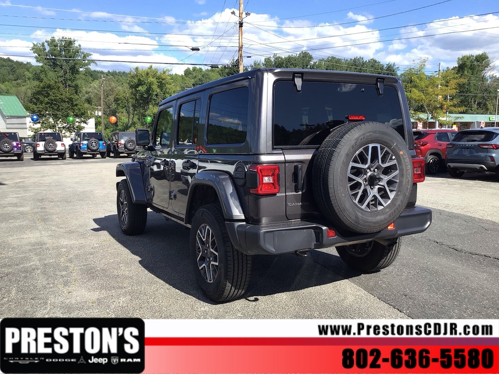 Used 2025 Jeep Wrangler Sahara SUV