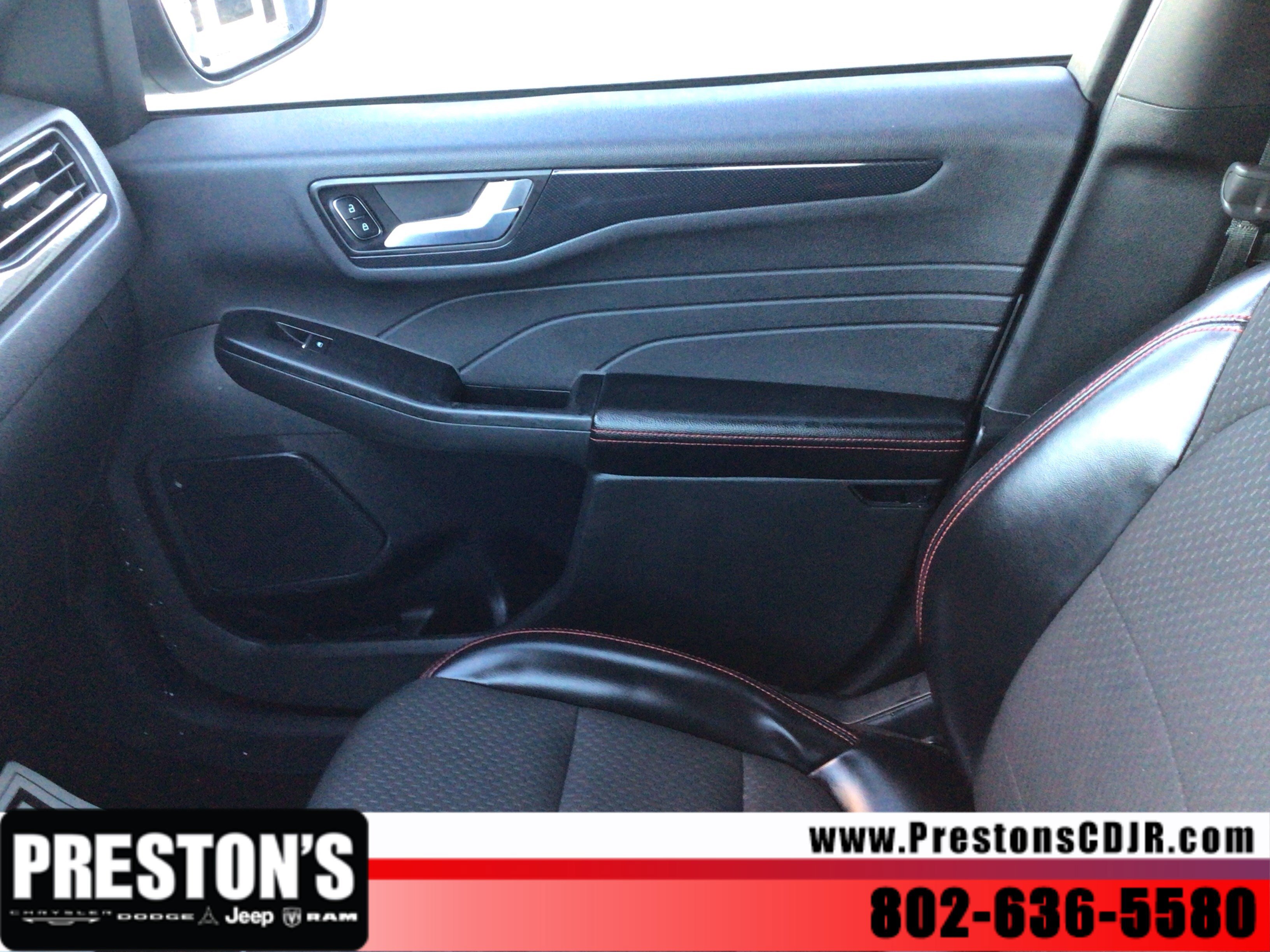 2024 Ford Escape ST-Line - Photo 21