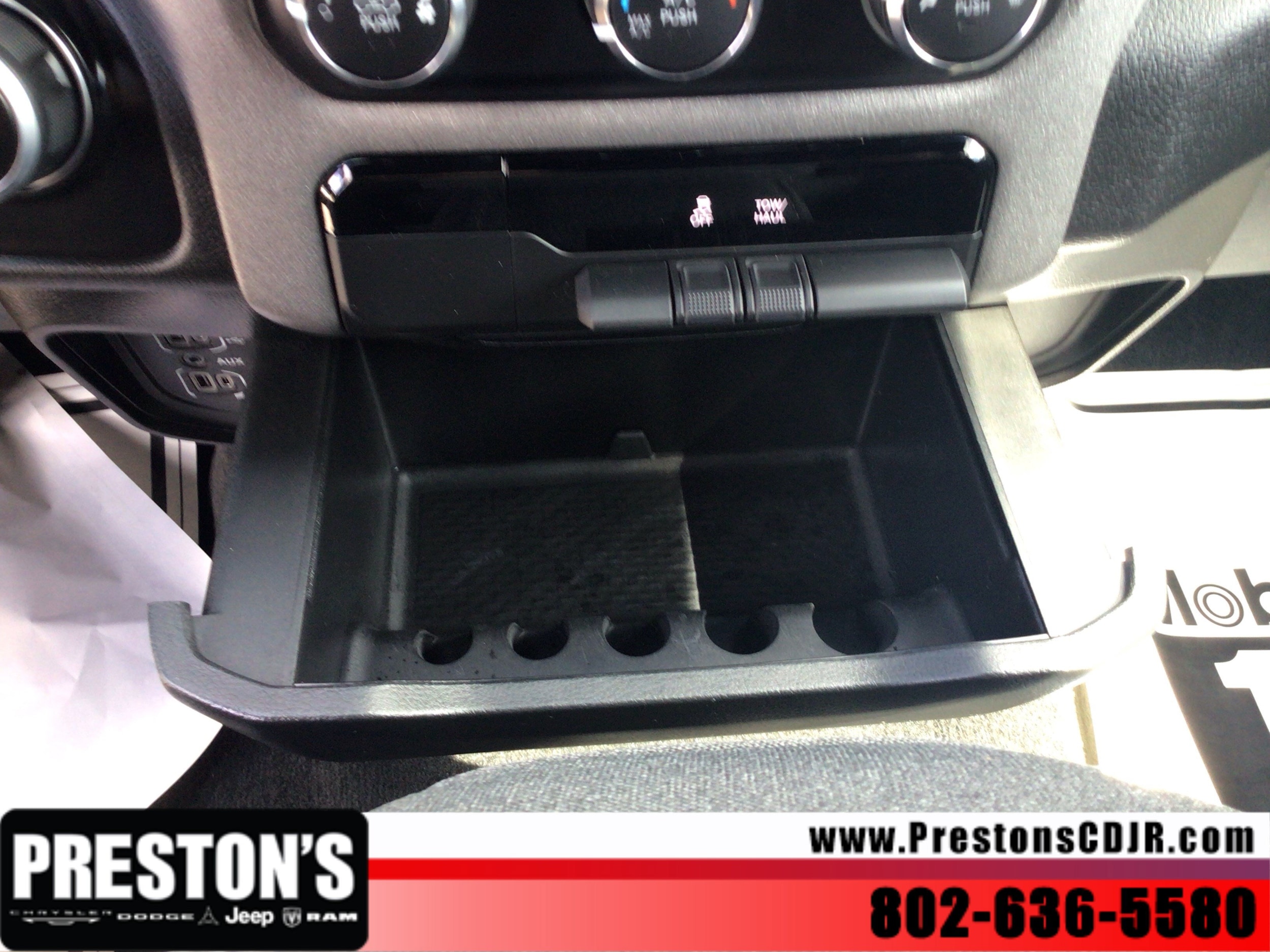 2024 RAM Ram 1500 Pickup Tradesman - Photo 23