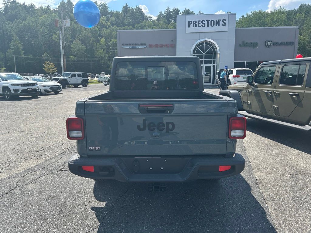 2026 Jeep Gladiator Sport - Photo 6