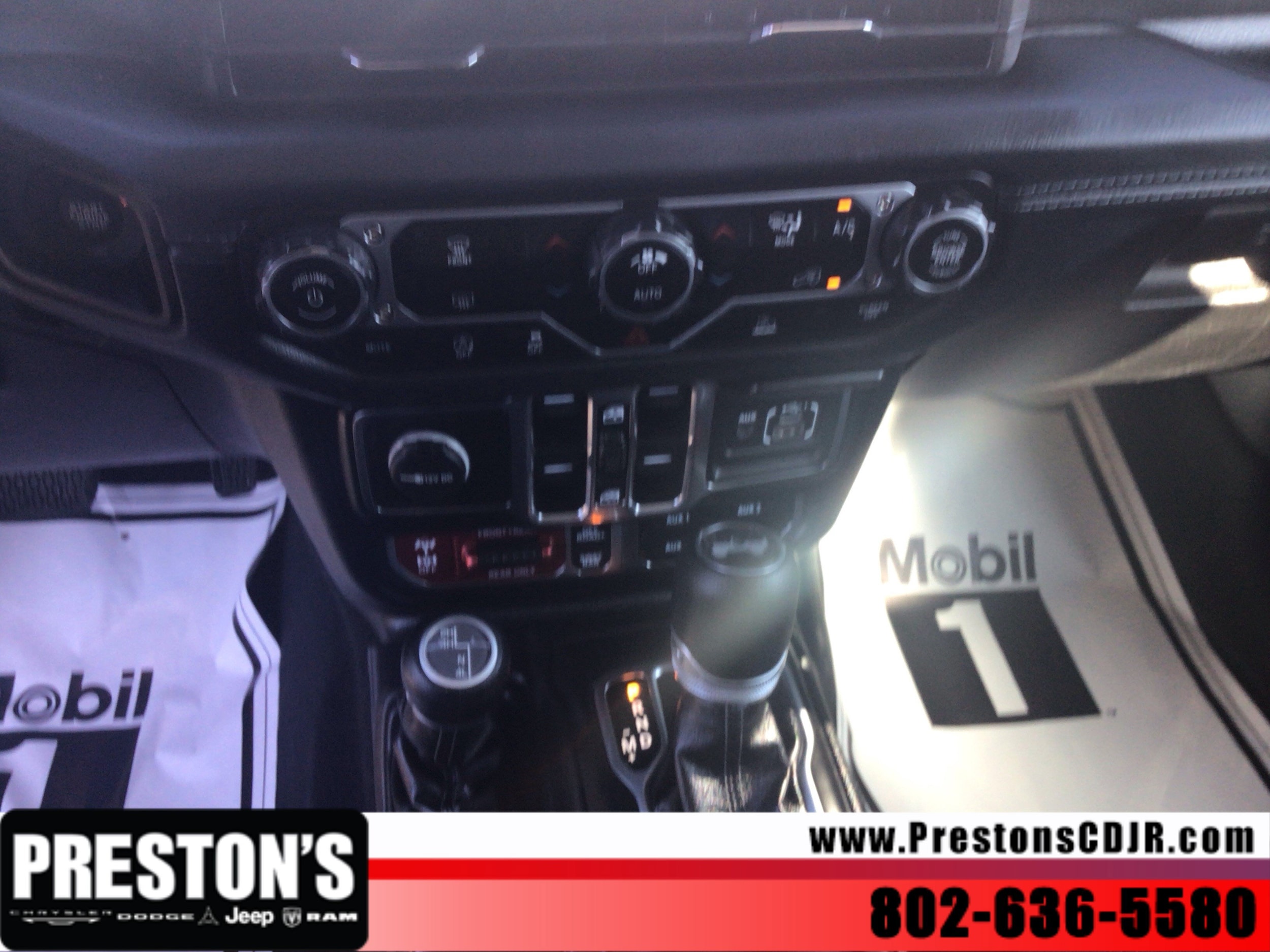 2025 Jeep Wrangler 4-Door Rubicon - Photo 21