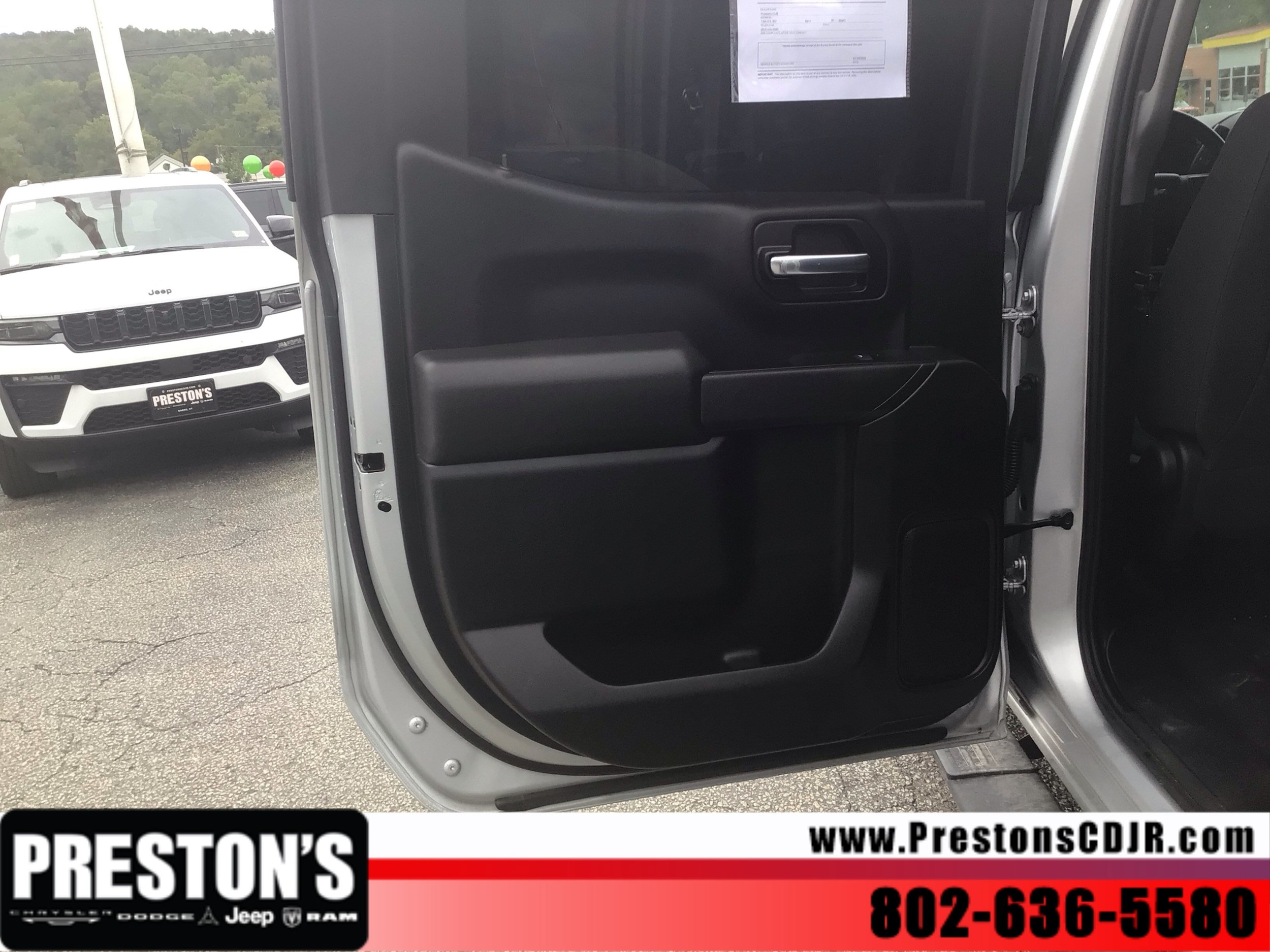 2022 Chevrolet Silverado 1500 Limited Custom - Photo 21