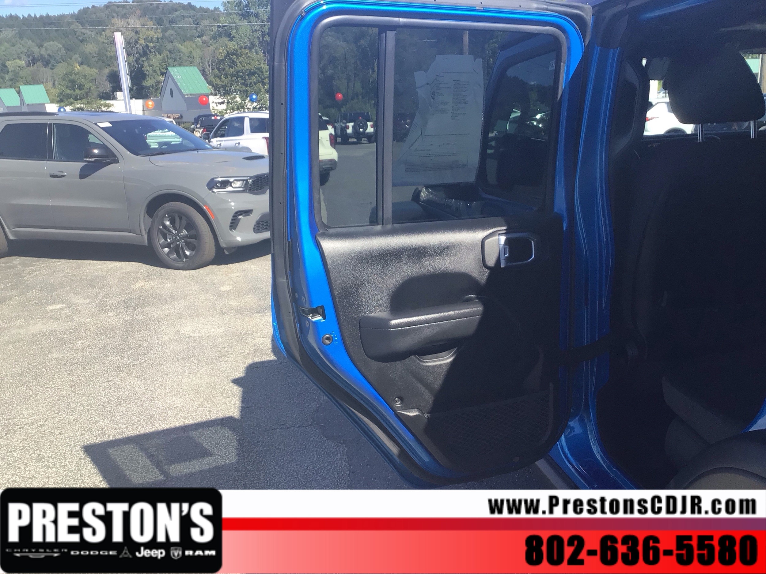 2025 Jeep Wrangler 4-Door Rubicon - Photo 24