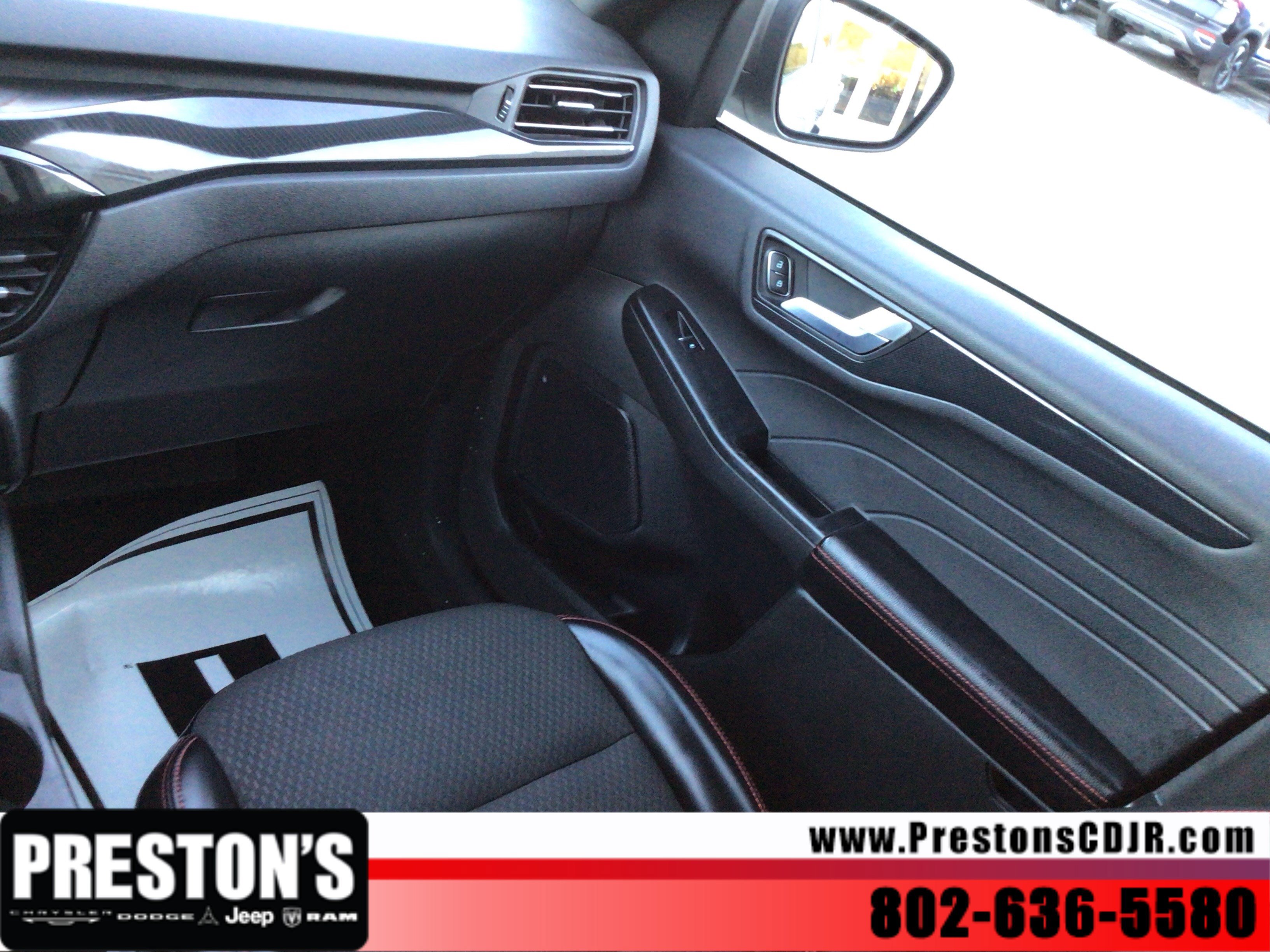2024 Ford Escape ST-Line - Photo 22