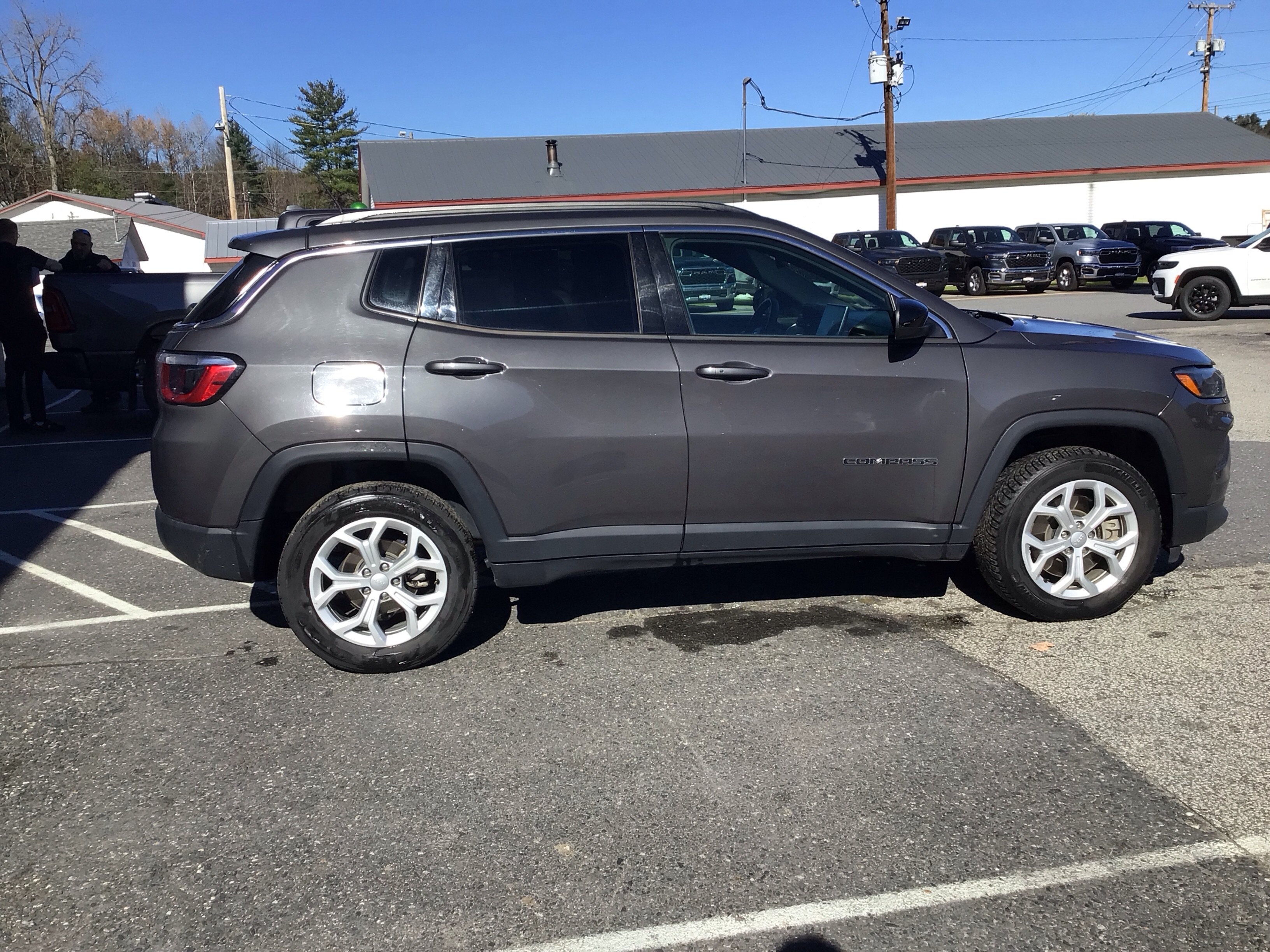 2024 Jeep Compass Latitude - Photo 7