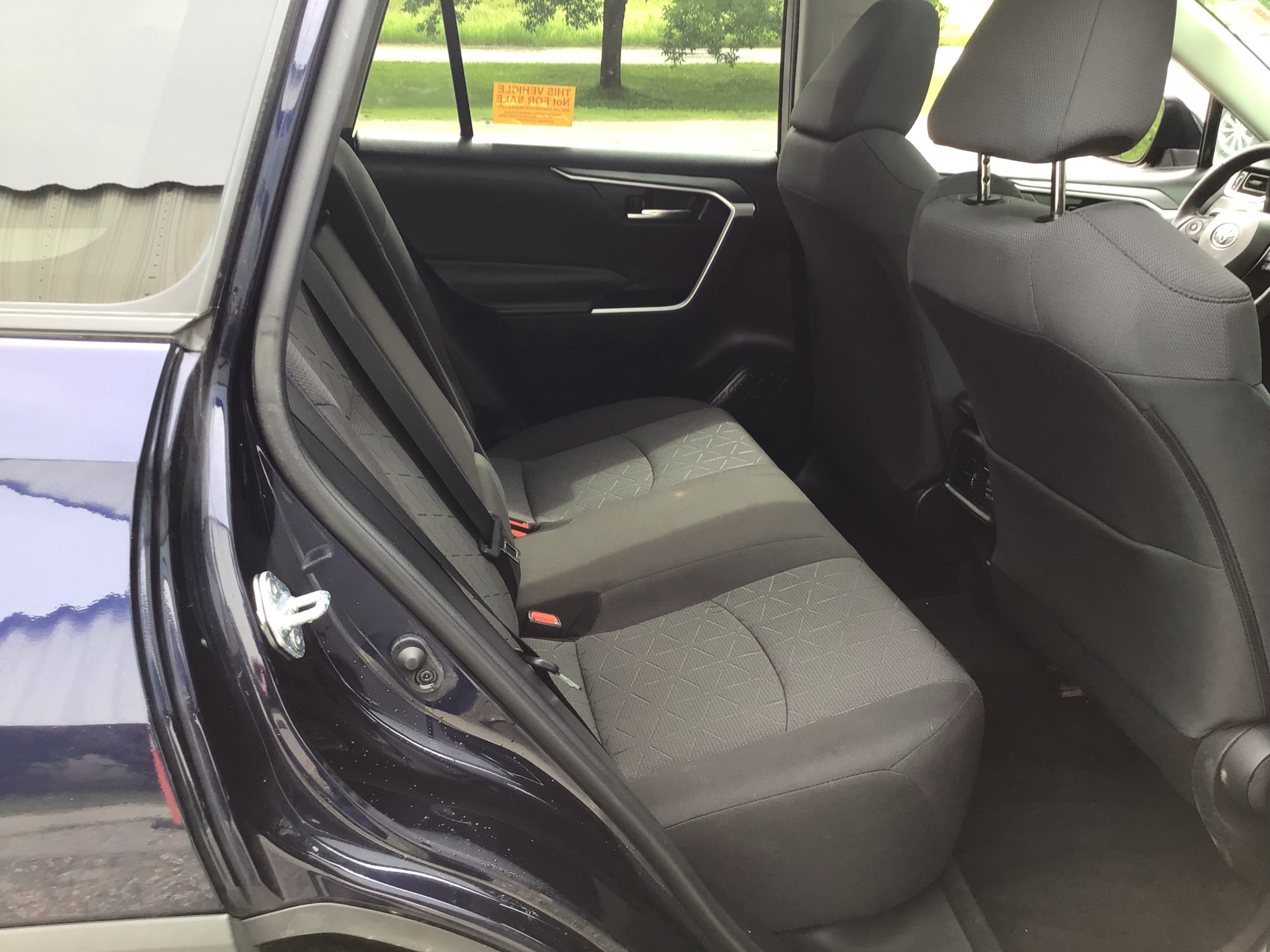 2022 Toyota RAV4 XLE - Photo 27