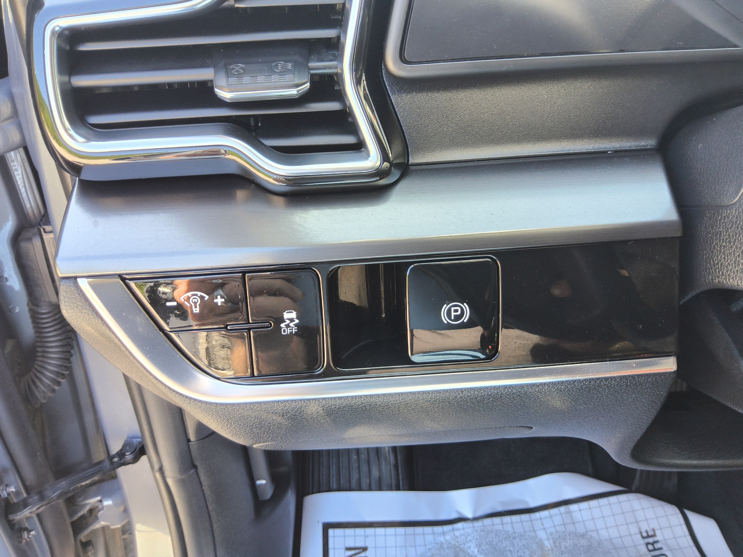 2024 Kia Sportage EX - Photo 23