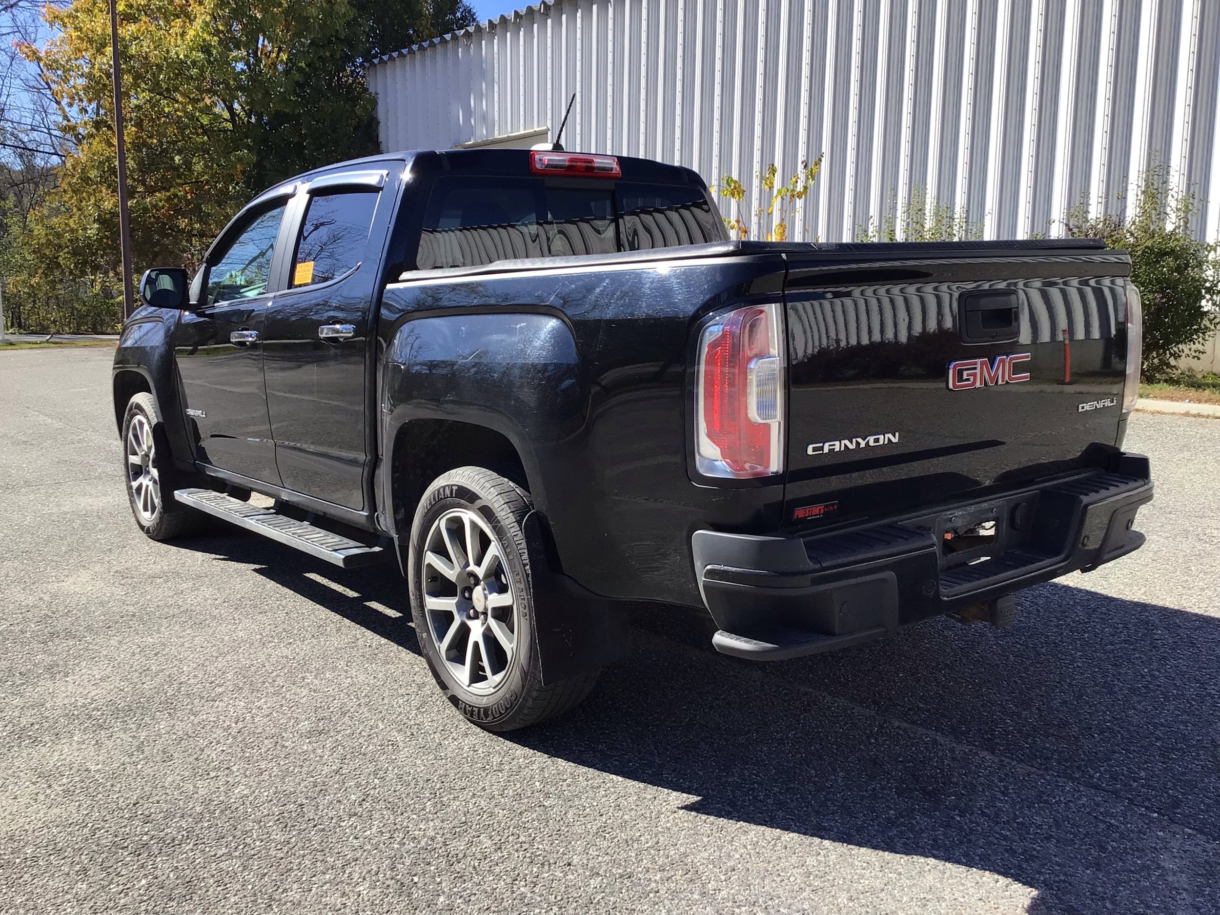 Image of 2020 GMC Canyon Denali Truck Crew Cab