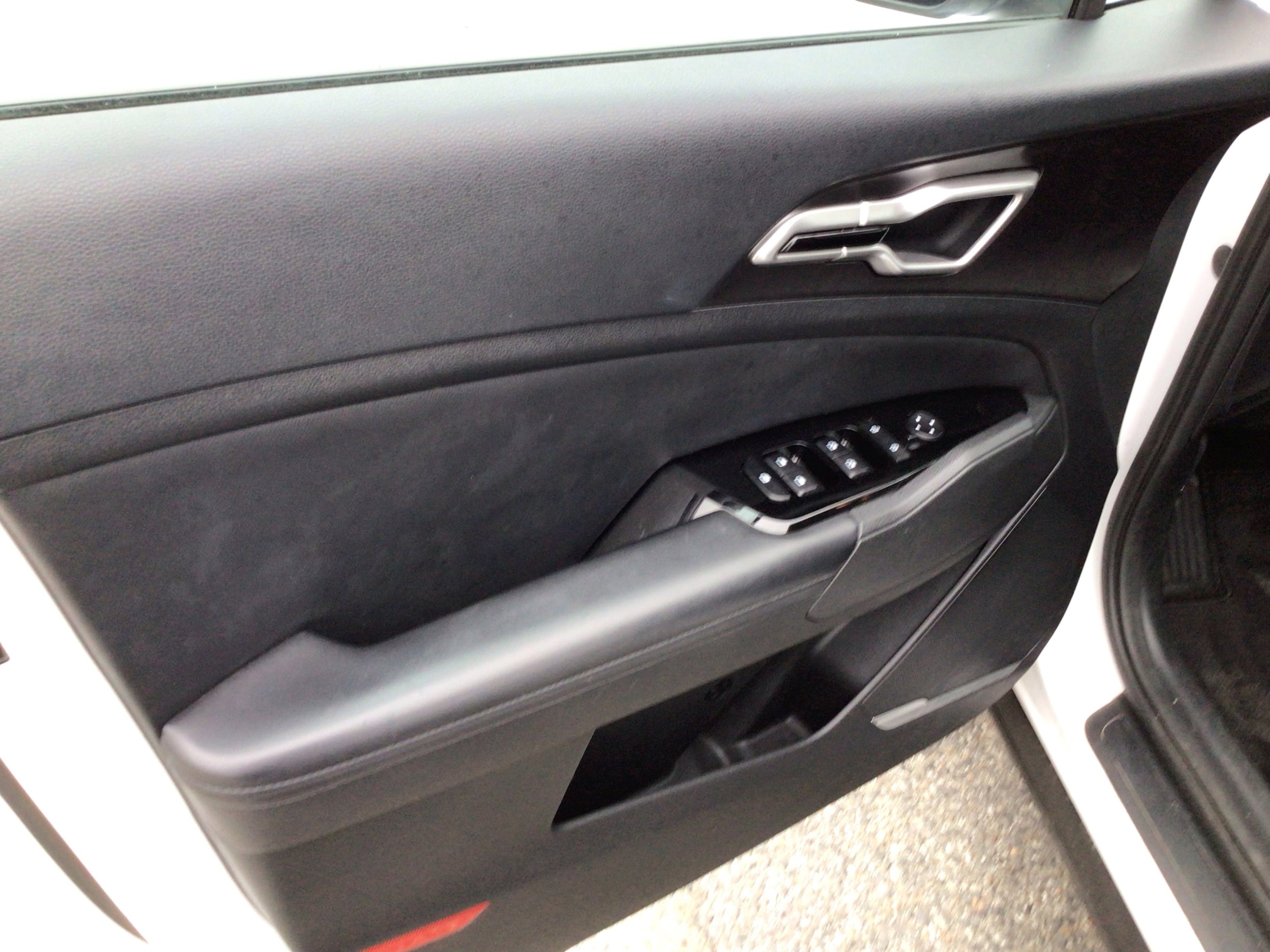 Image of 2023 Kia Sportage EX SUV