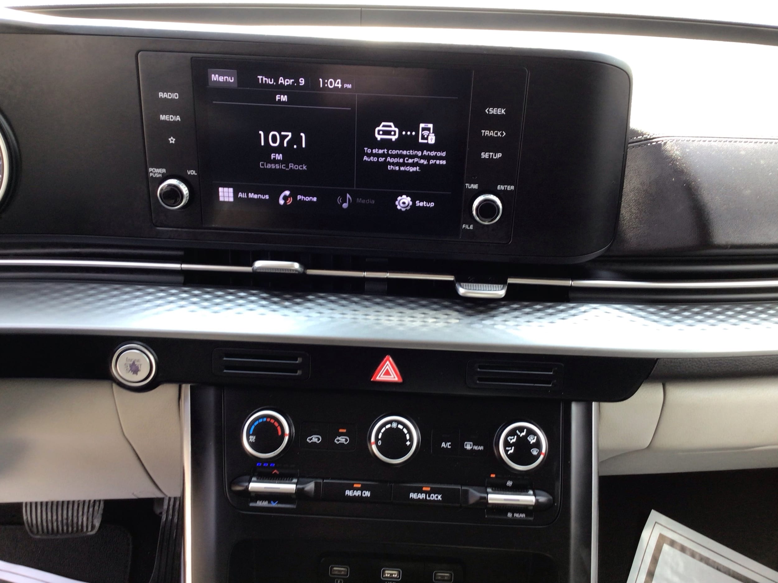2022 Kia Carnival LX Seat Pkg - Photo 20
