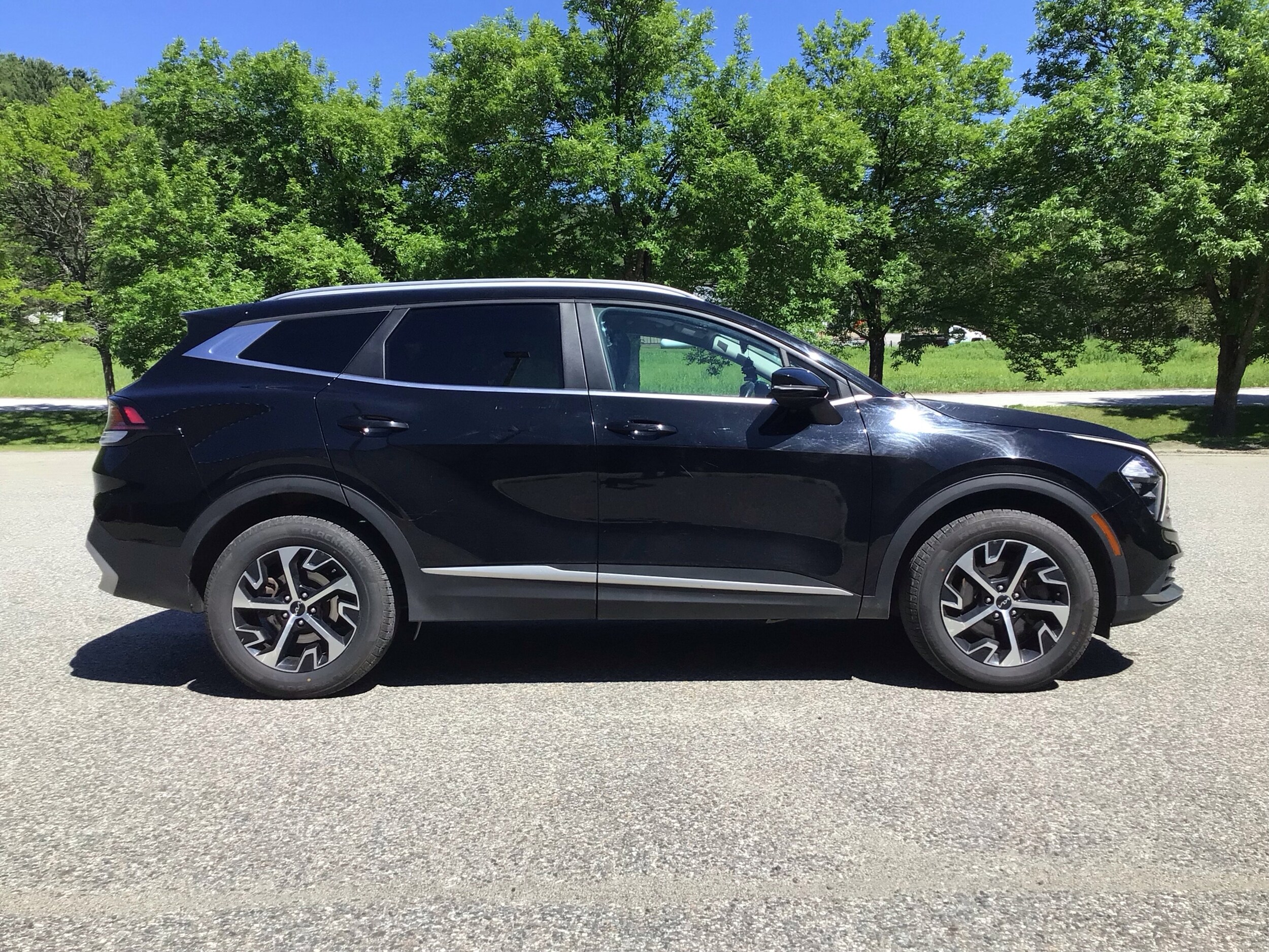 2023 Kia Sportage EX - Photo 8