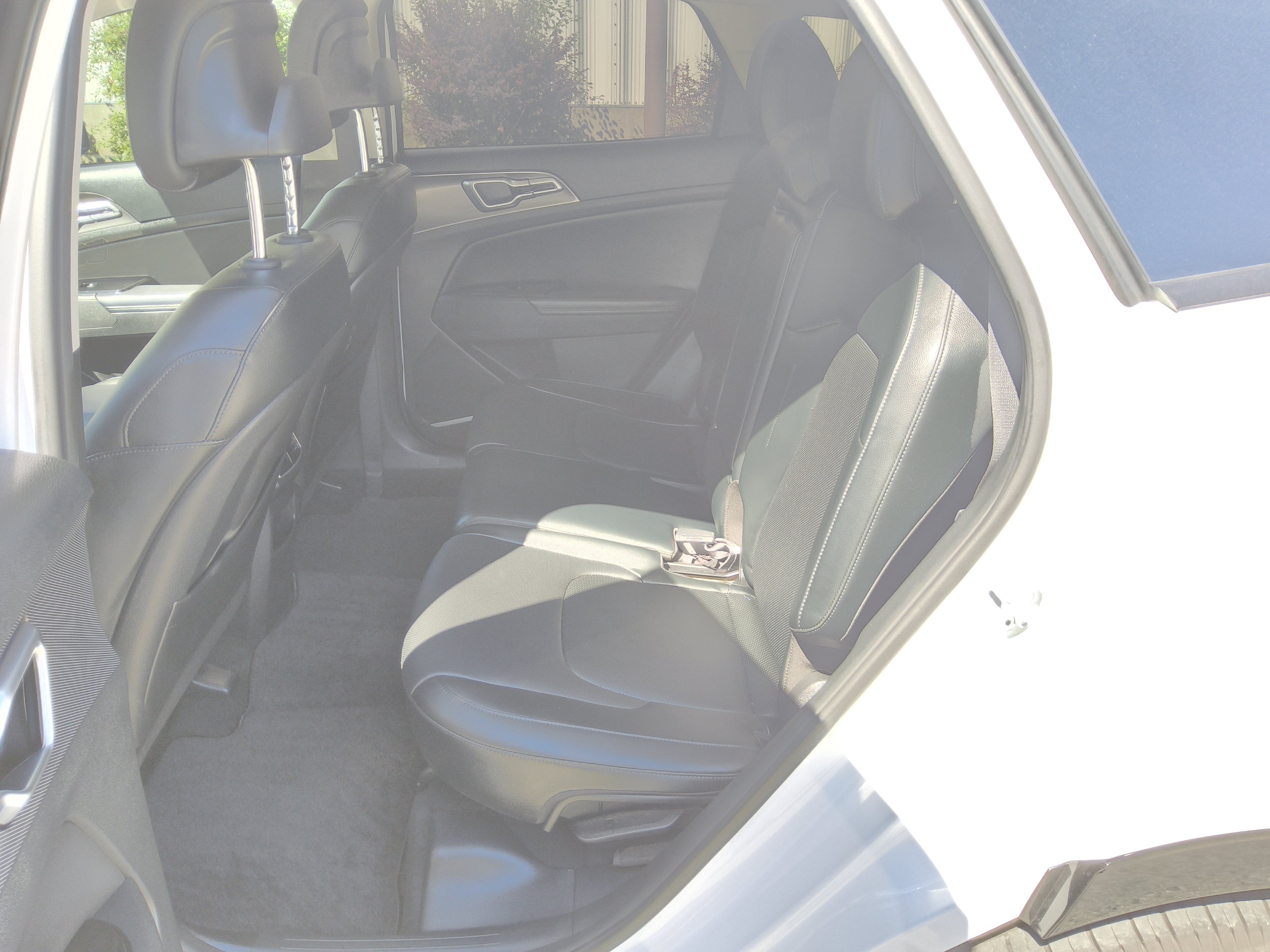 2023 Kia Sportage SX - Photo 12