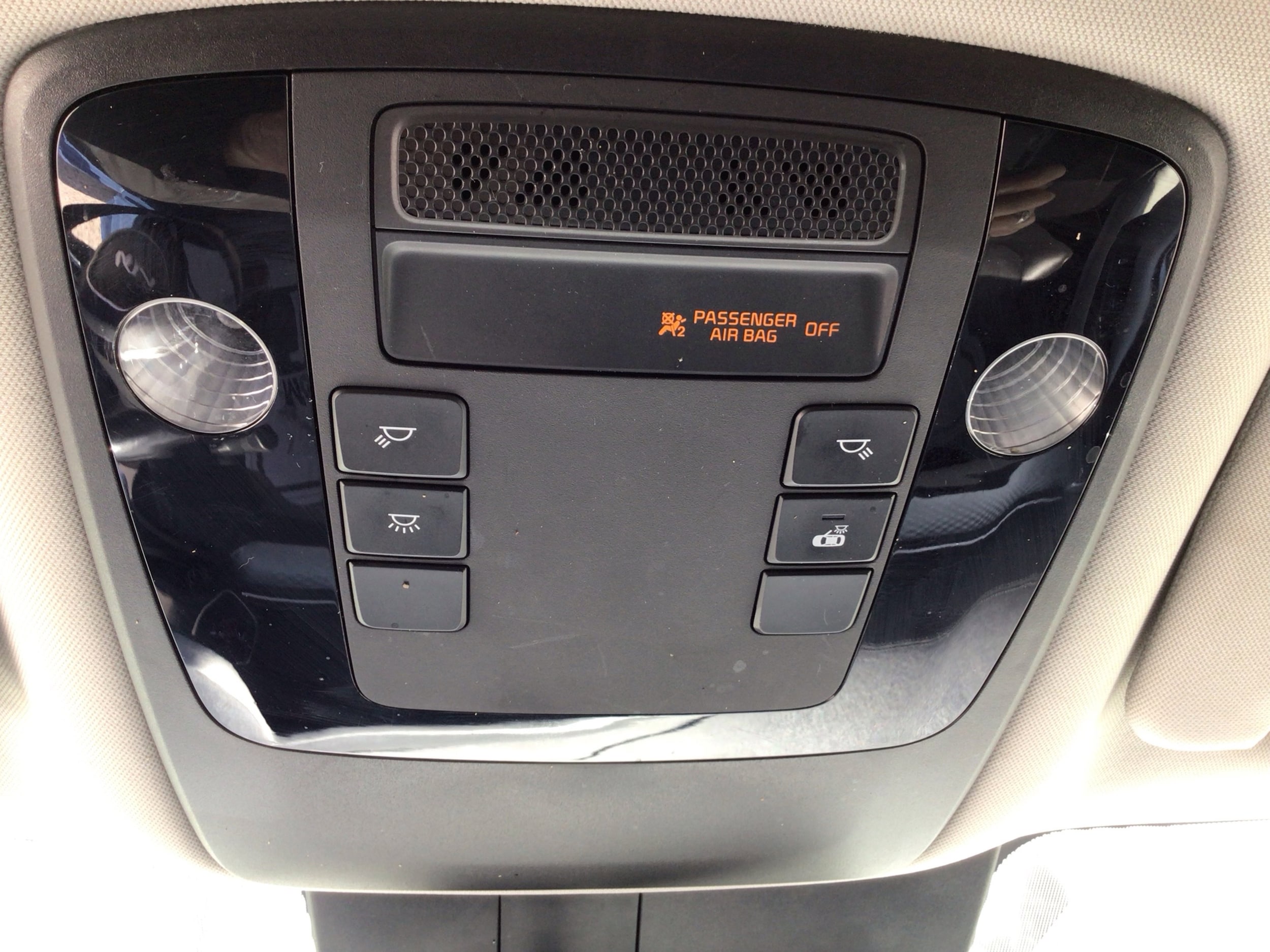 2022 Kia Carnival LX Seat Pkg - Photo 25
