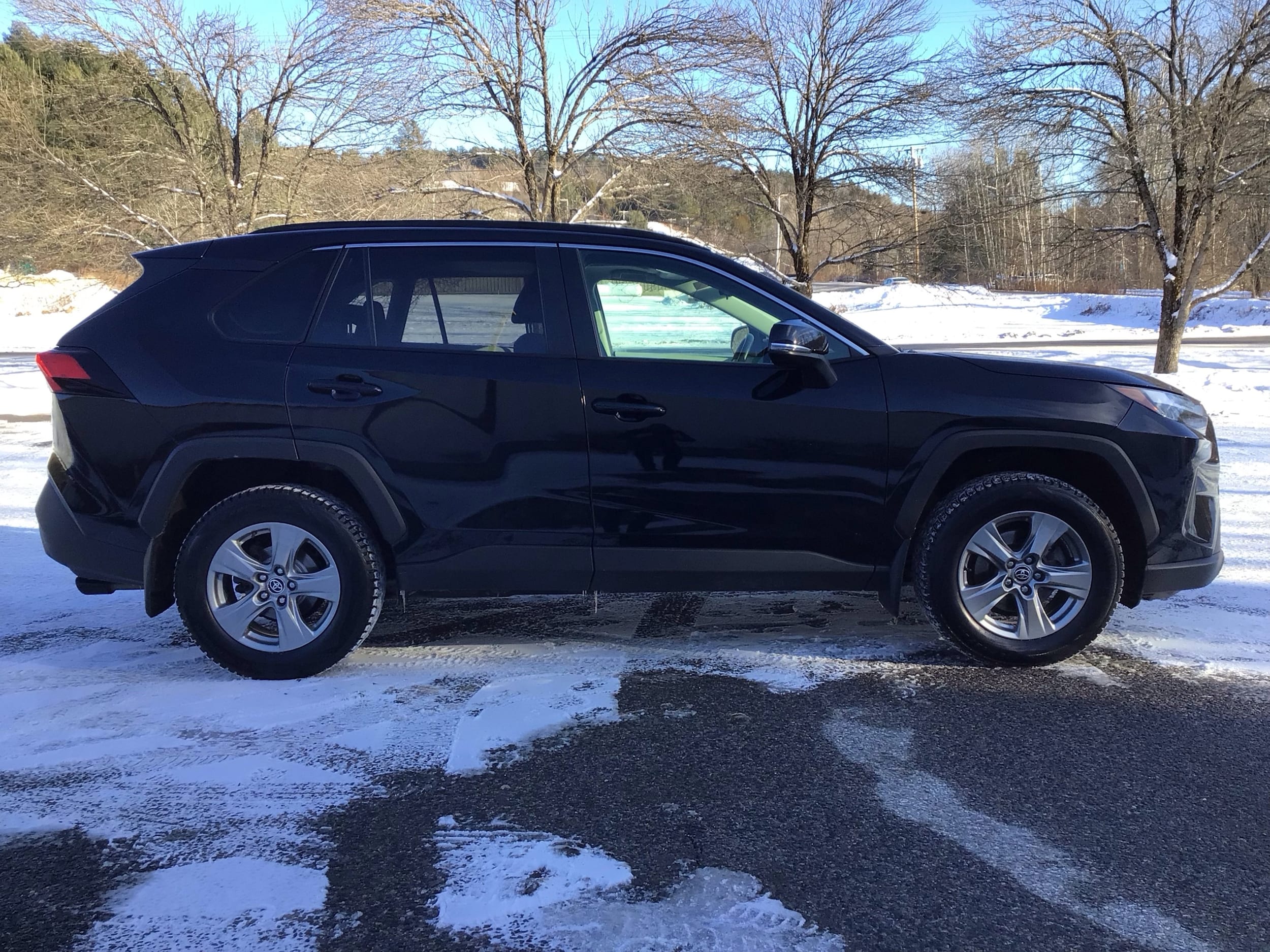 Image of 2023 Toyota RAV4 XLE SUV