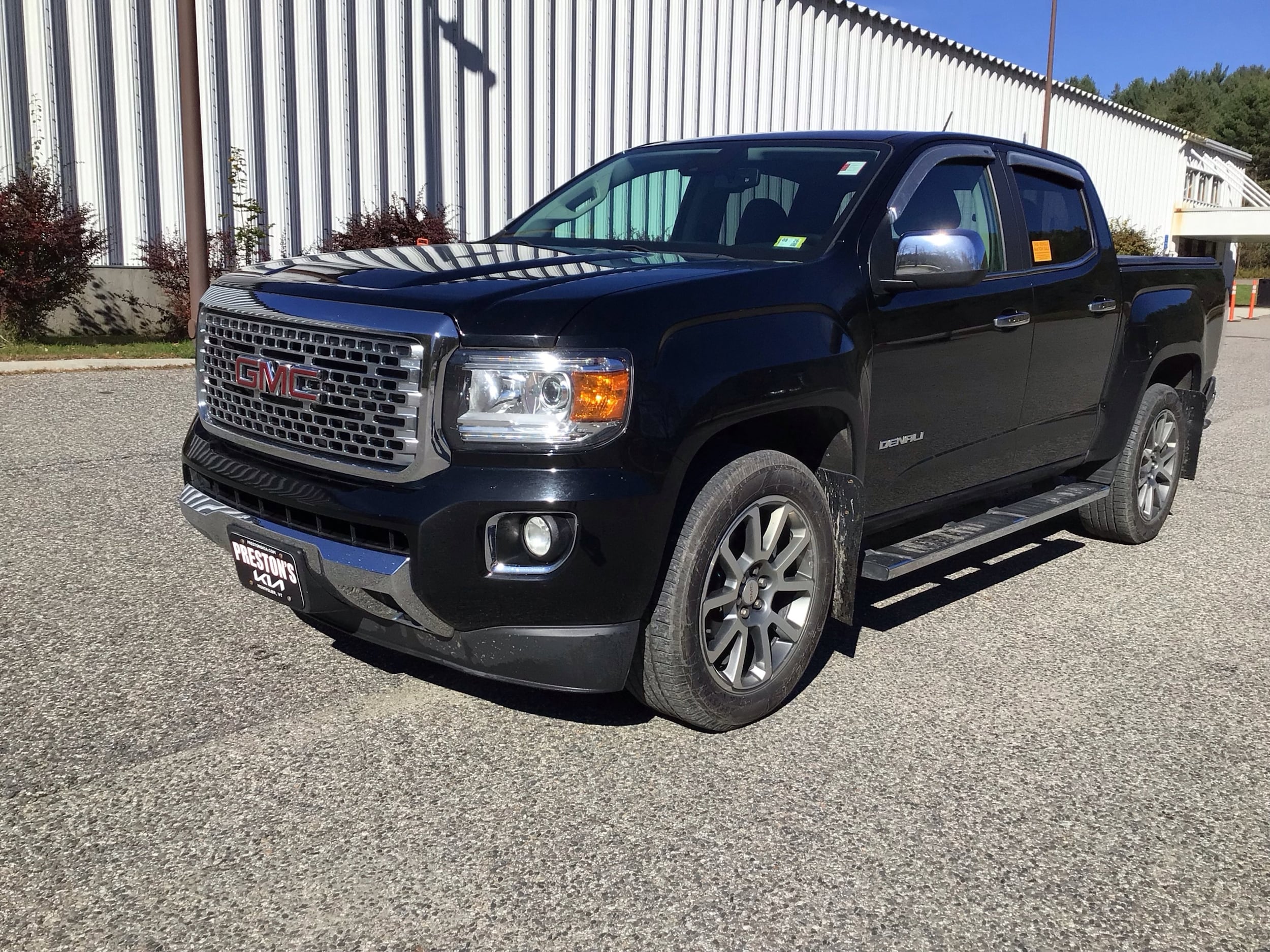 Image of 2020 GMC Canyon Denali Truck Crew Cab