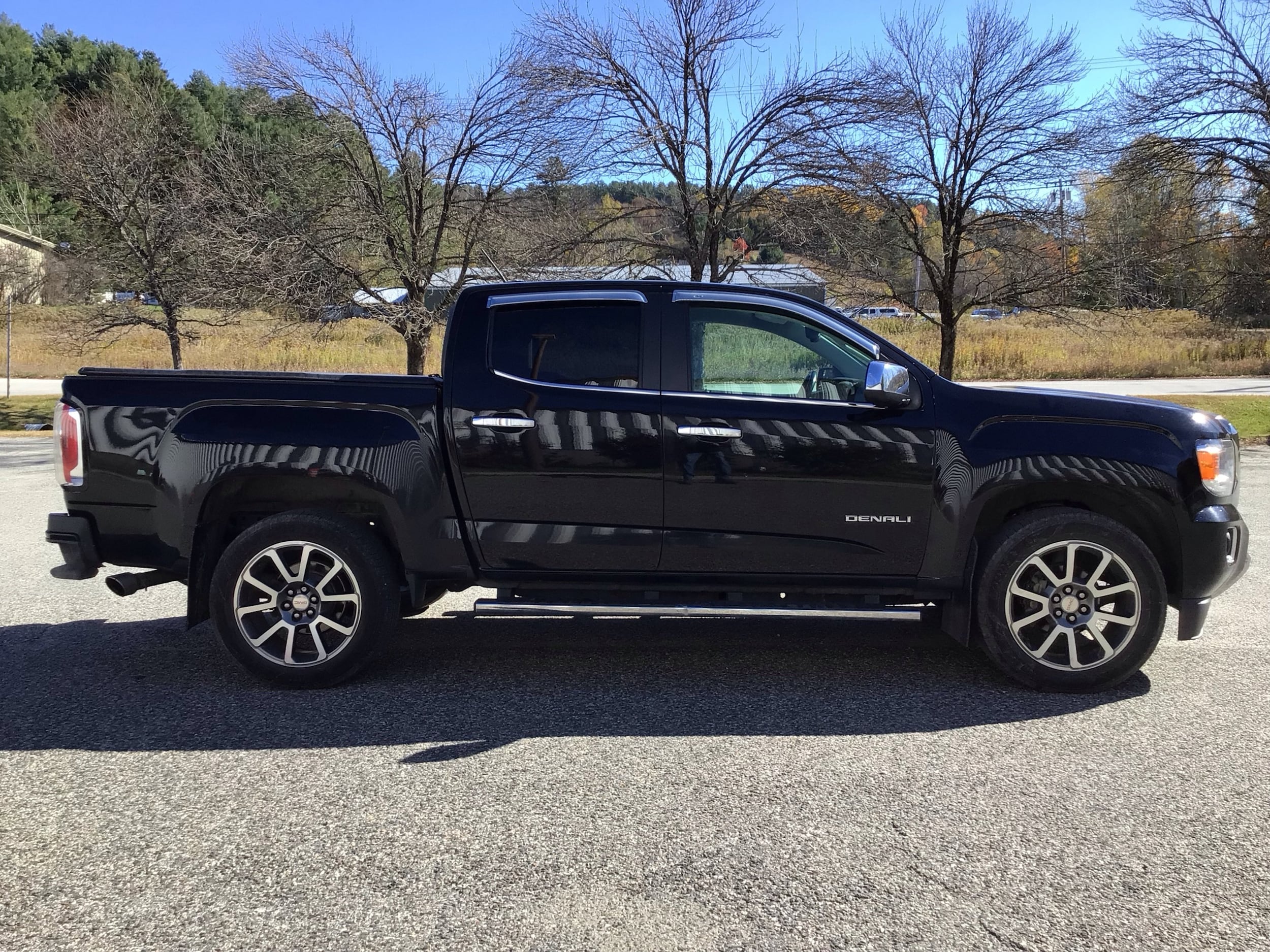 Image of 2020 GMC Canyon Denali Truck Crew Cab