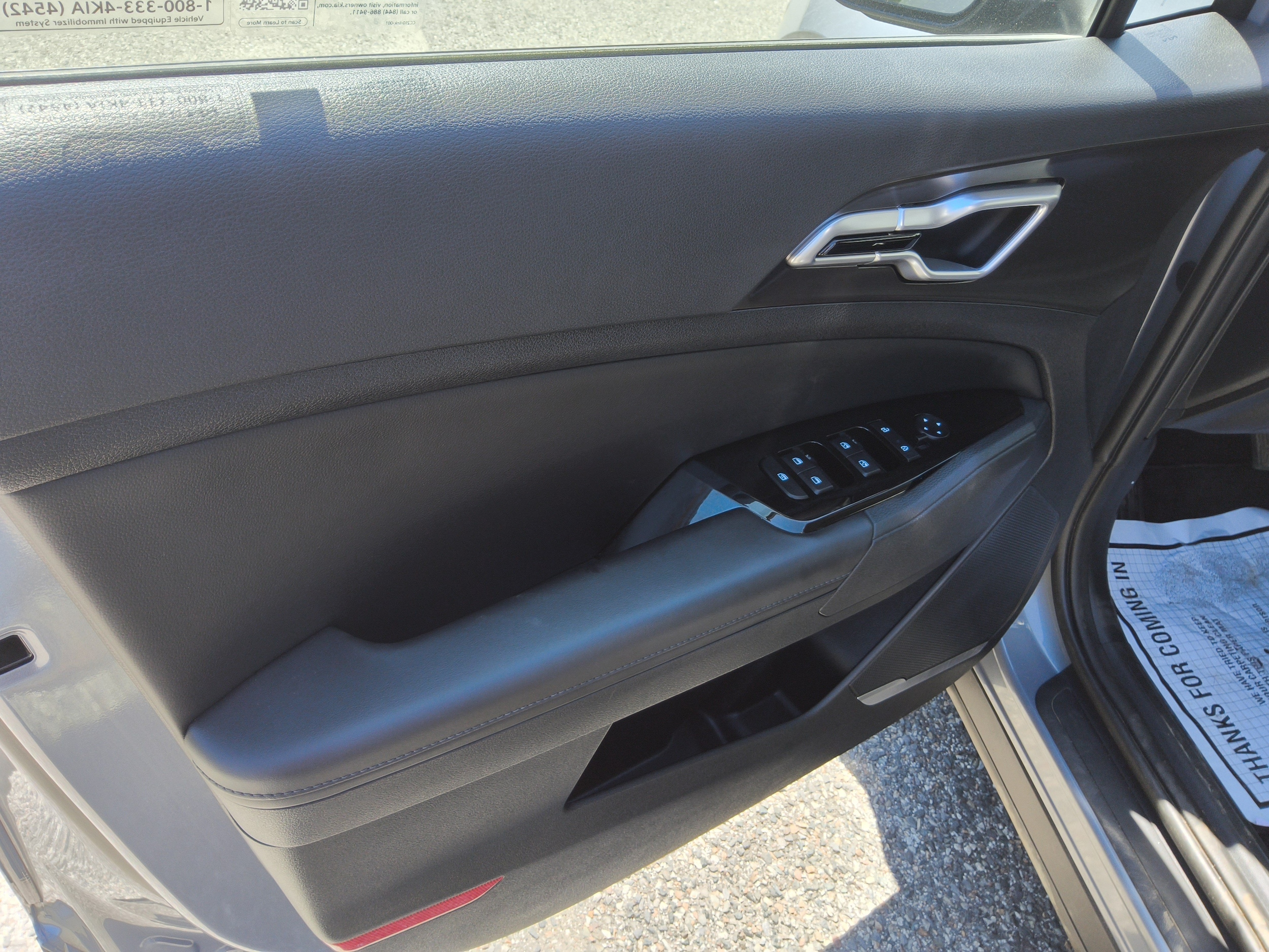 2024 Kia Sportage EX - Photo 10