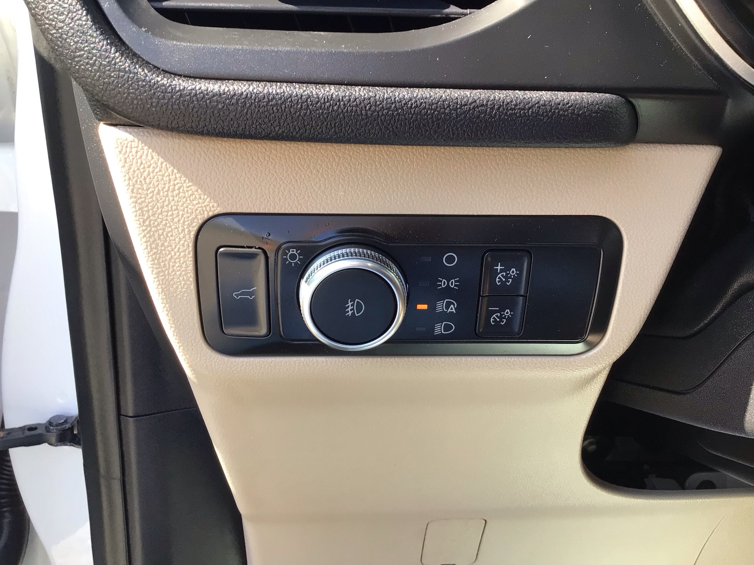 2021 Ford Escape SEL - Photo 25