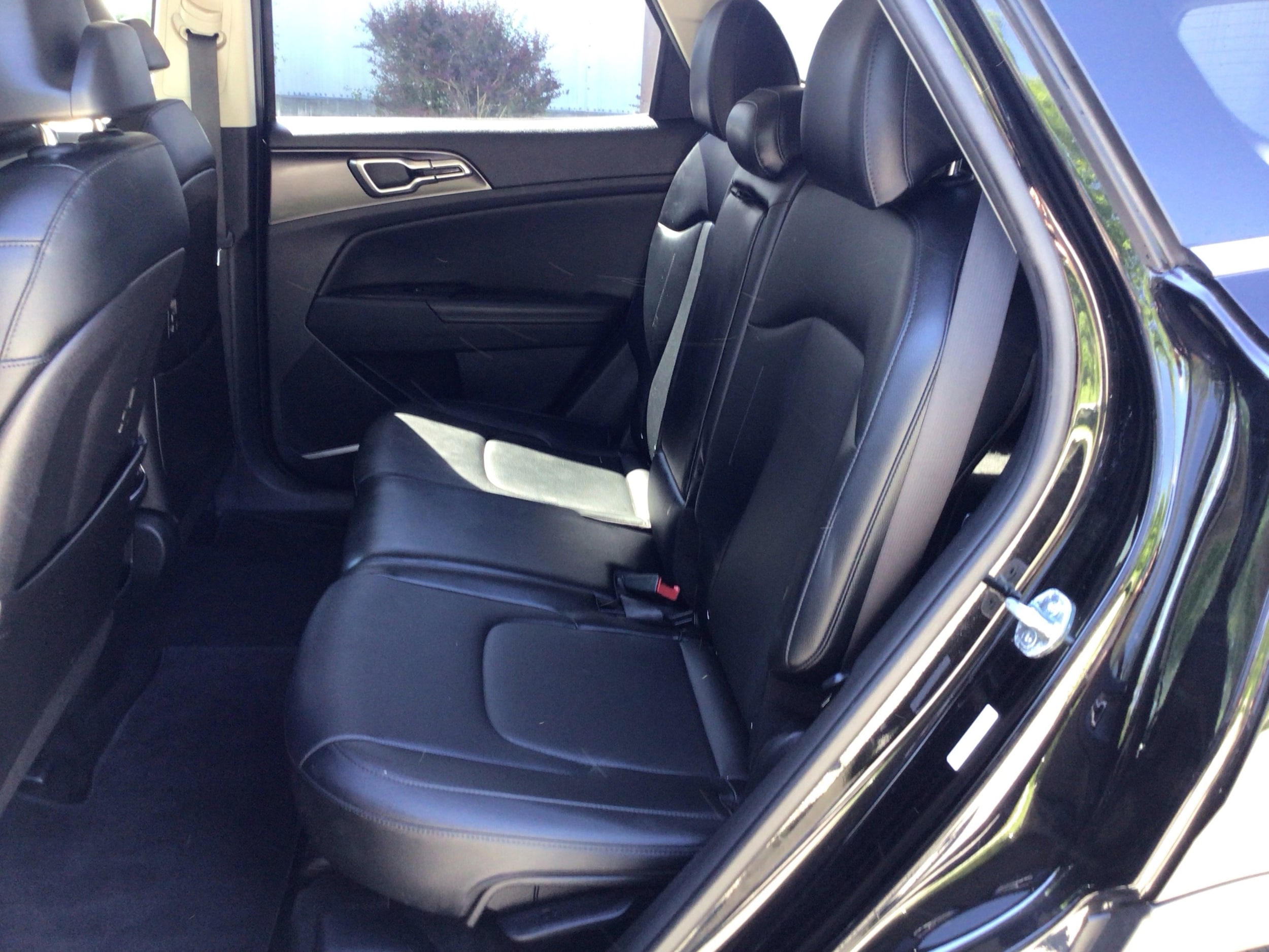 2023 Kia Sportage EX - Photo 11