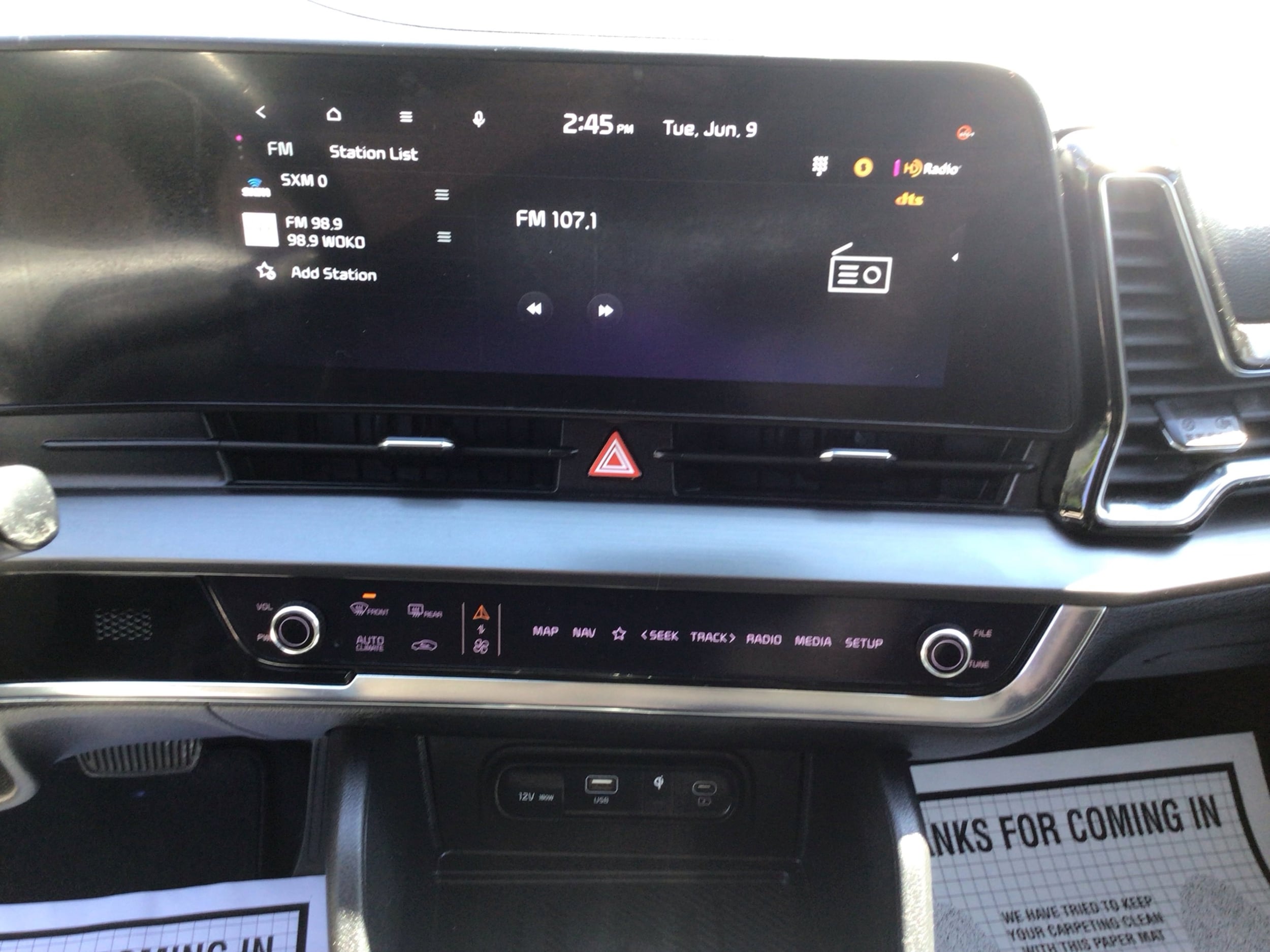 2023 Kia Sportage EX - Photo 16
