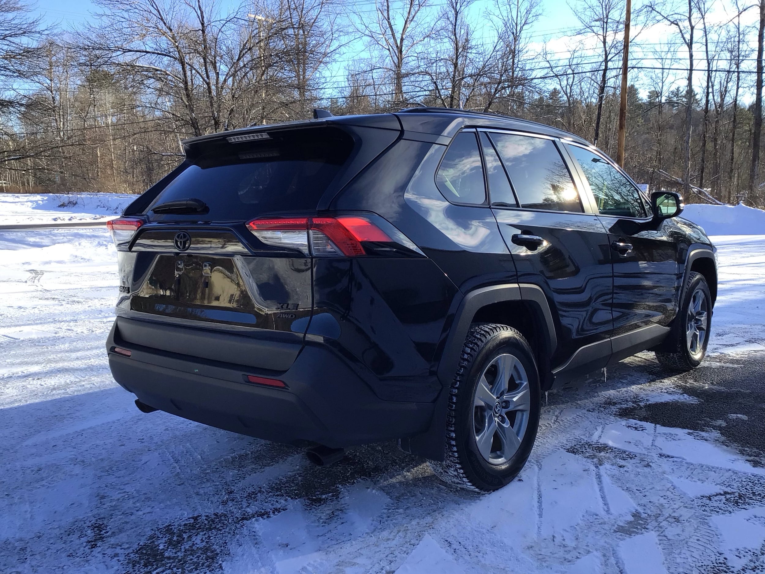 Image of 2023 Toyota RAV4 XLE SUV