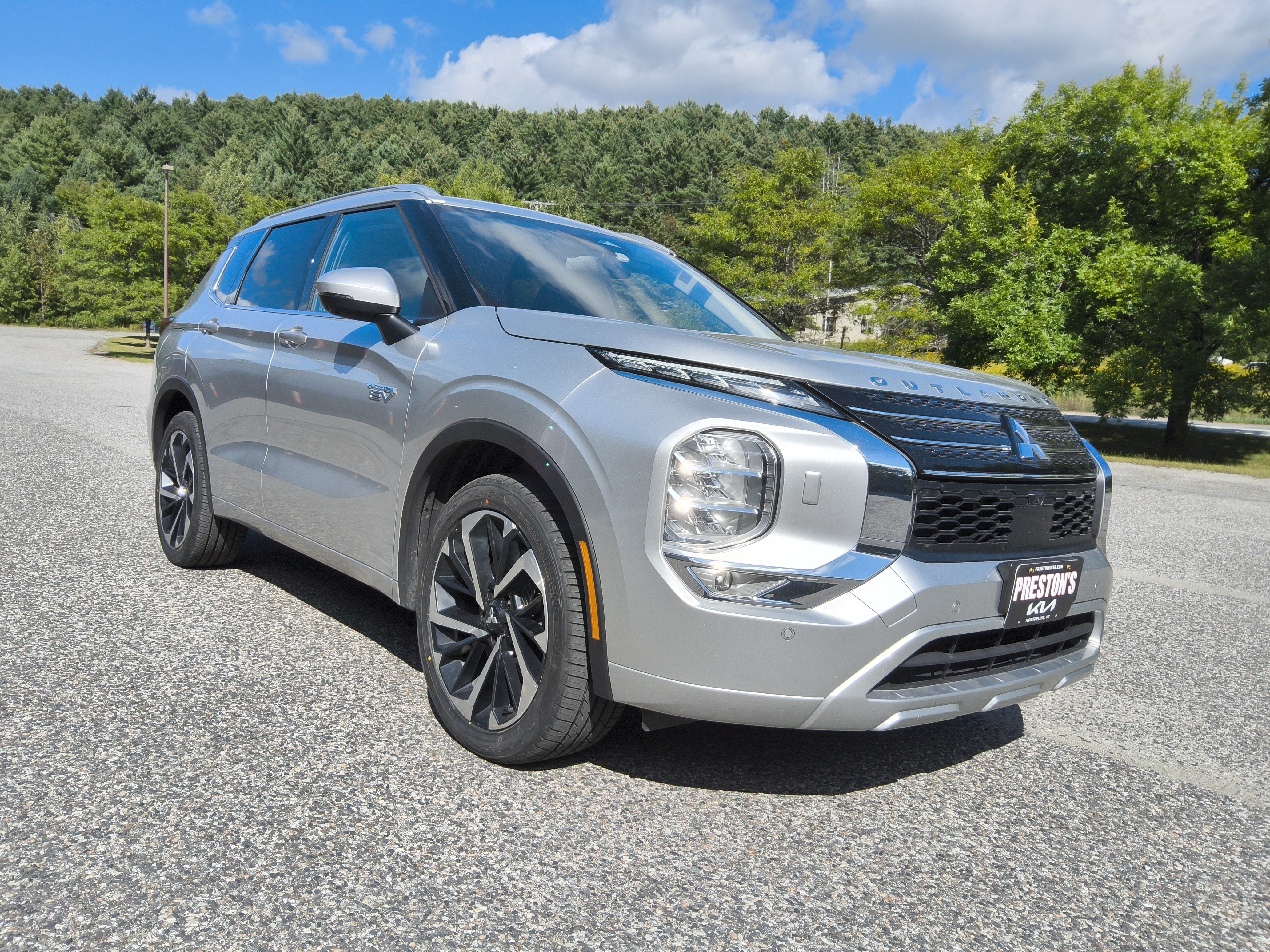 2024 Mitsubishi Outlander PHEV SEL SUV
