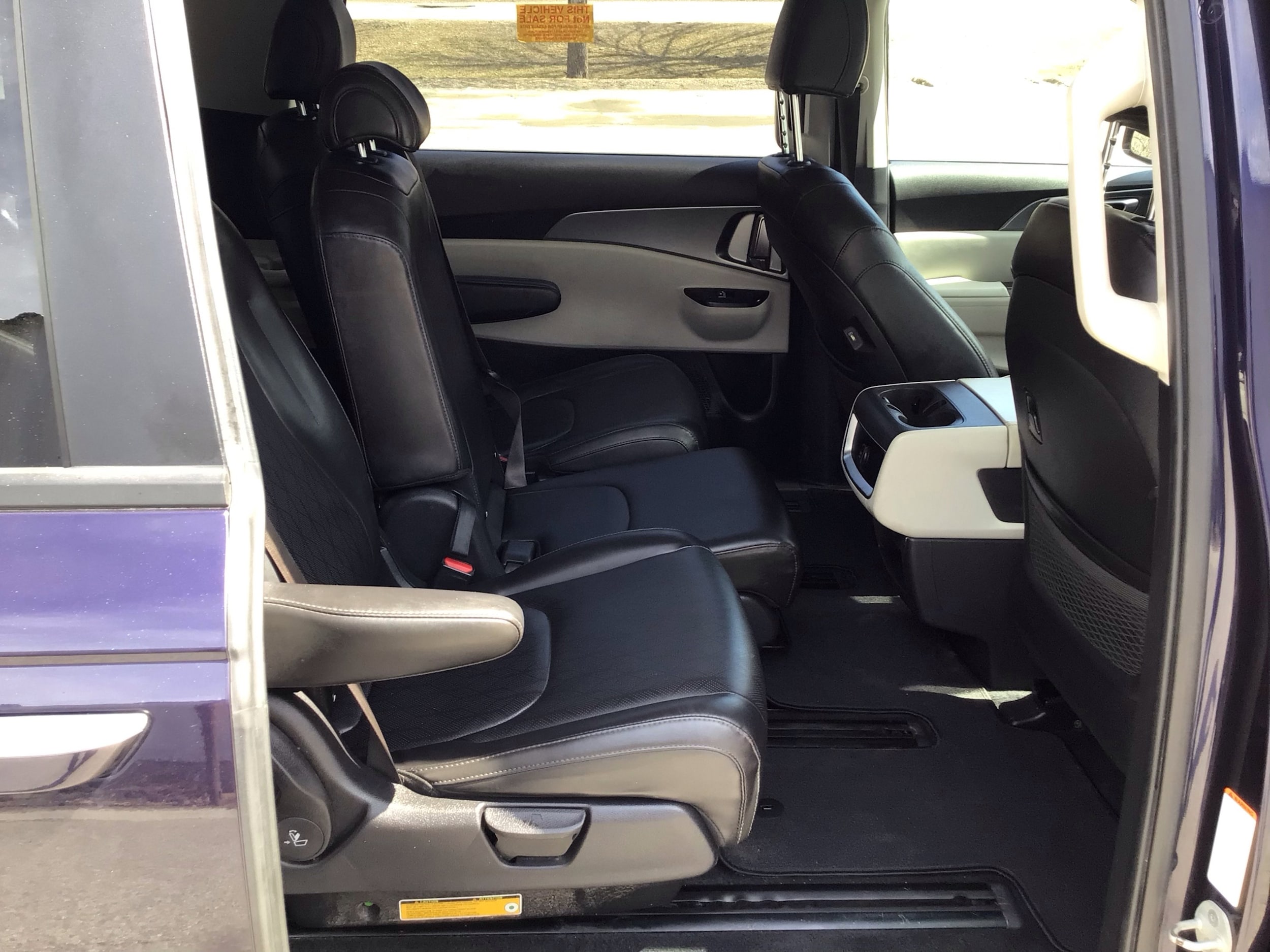 2022 Kia Carnival LX Seat Pkg - Photo 28