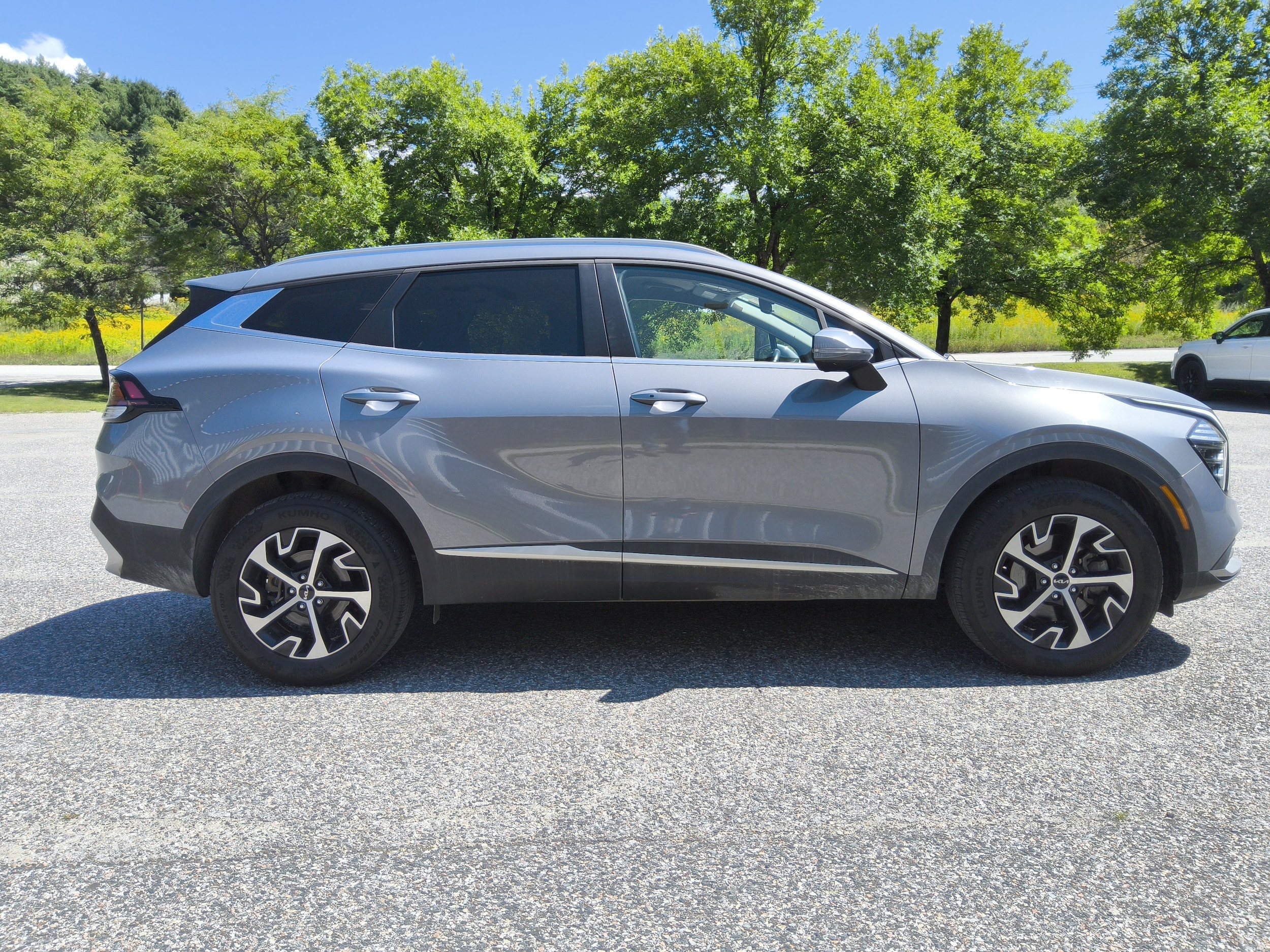 2024 Kia Sportage EX - Photo 8