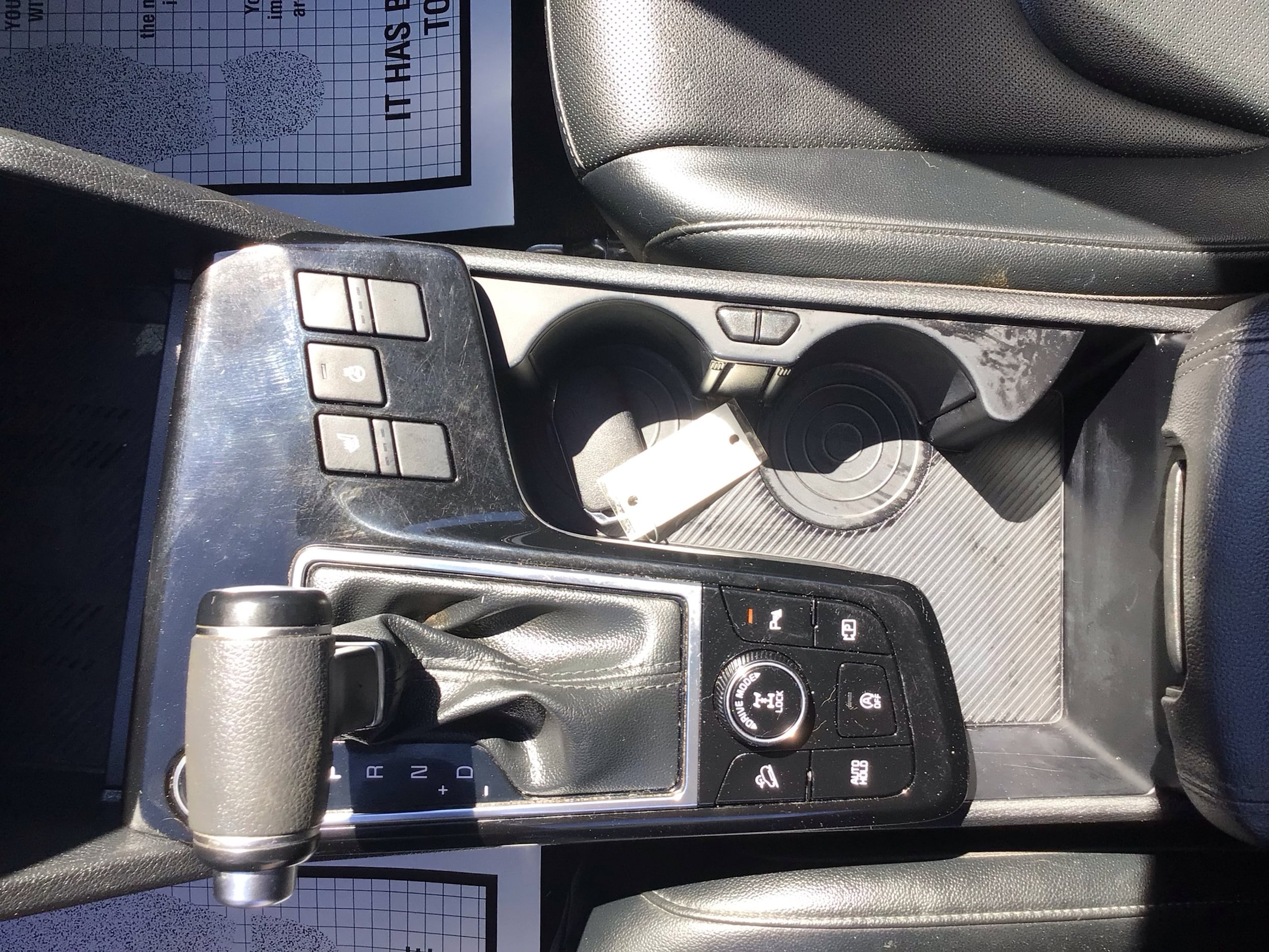 2023 Kia Sportage EX - Photo 17