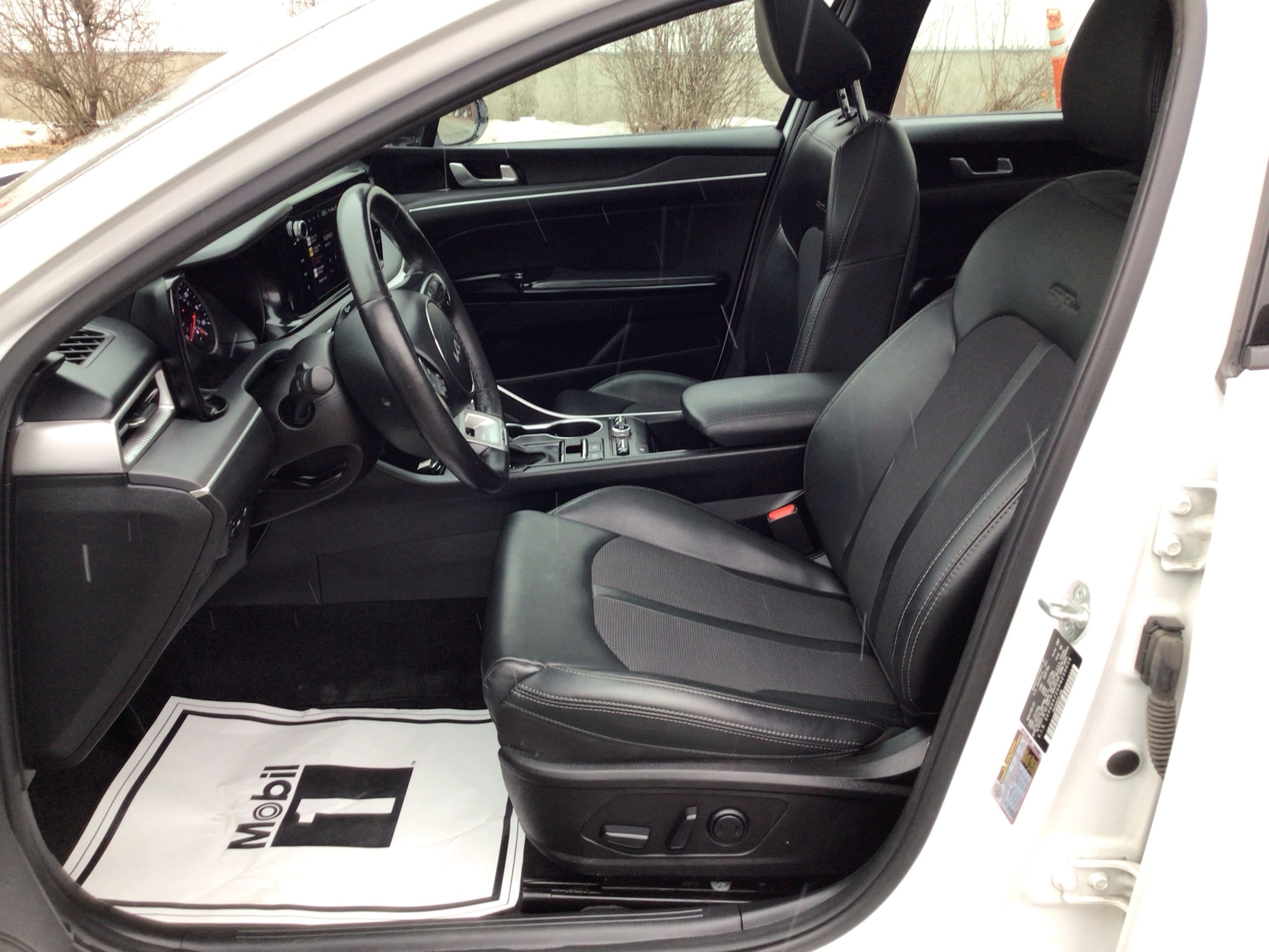 2024 Kia K5 GT-Line - Photo 12