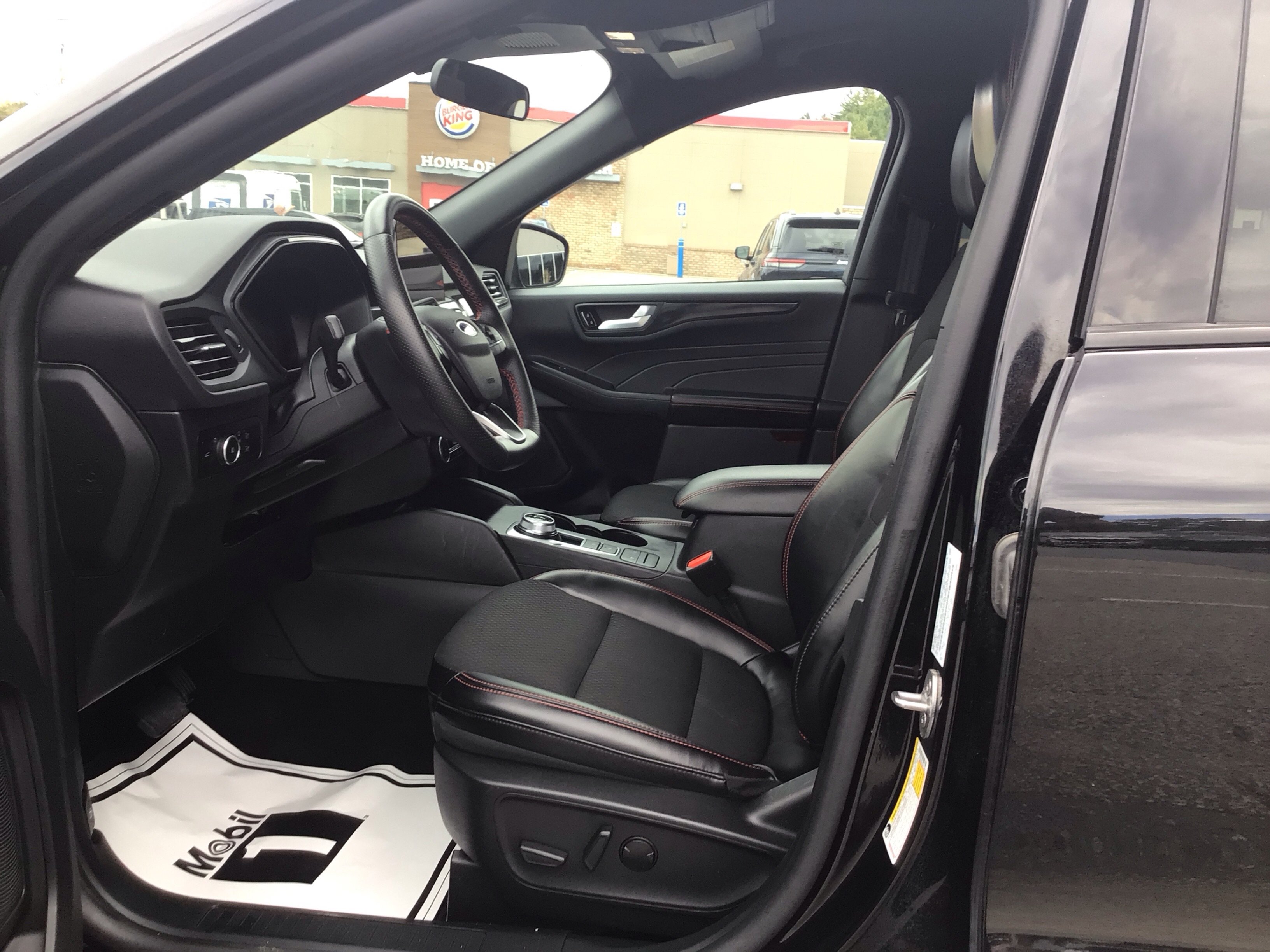 Used 2025 Ford Escape ST-Line Select SUV