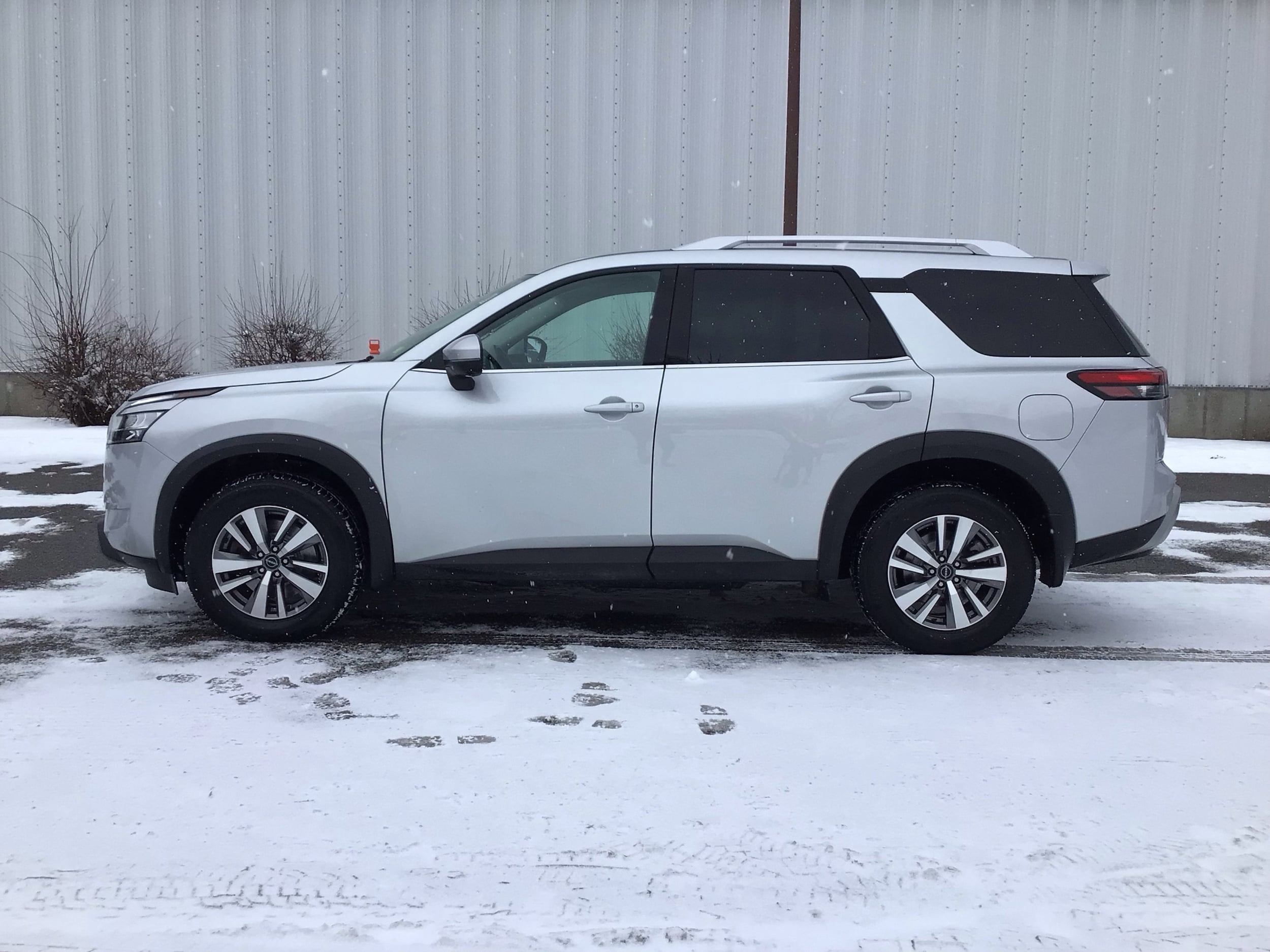 Image of 2022 Nissan Pathfinder SL SUV